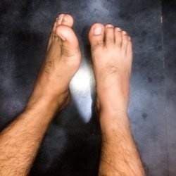 Pies de gengibre