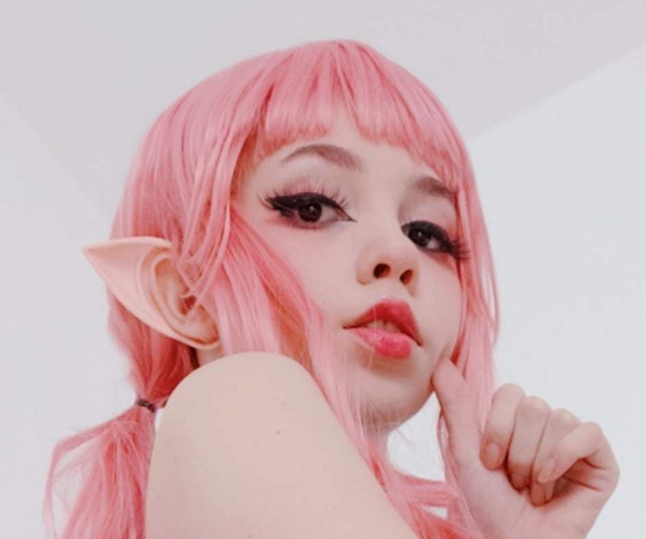 Your petite naughty girl 🌸