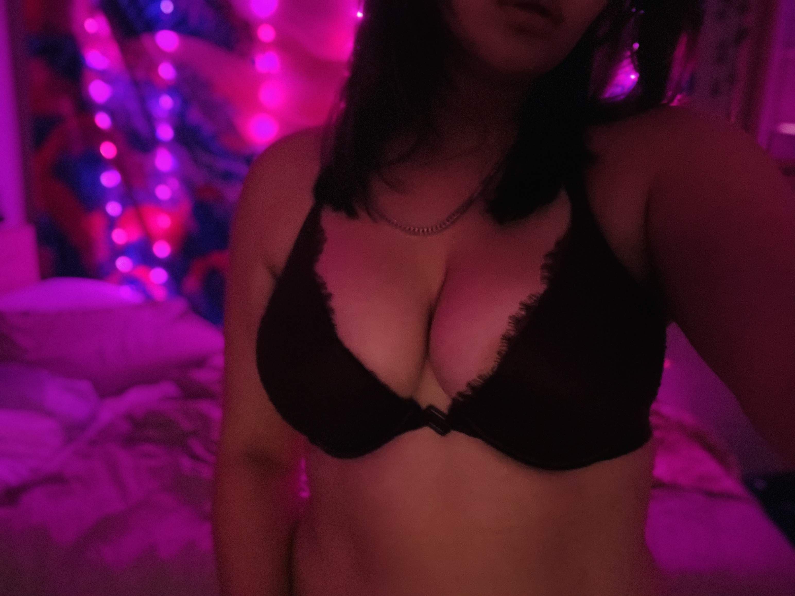 Pixie 🧚♀️🍑