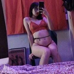 😼Emii😈