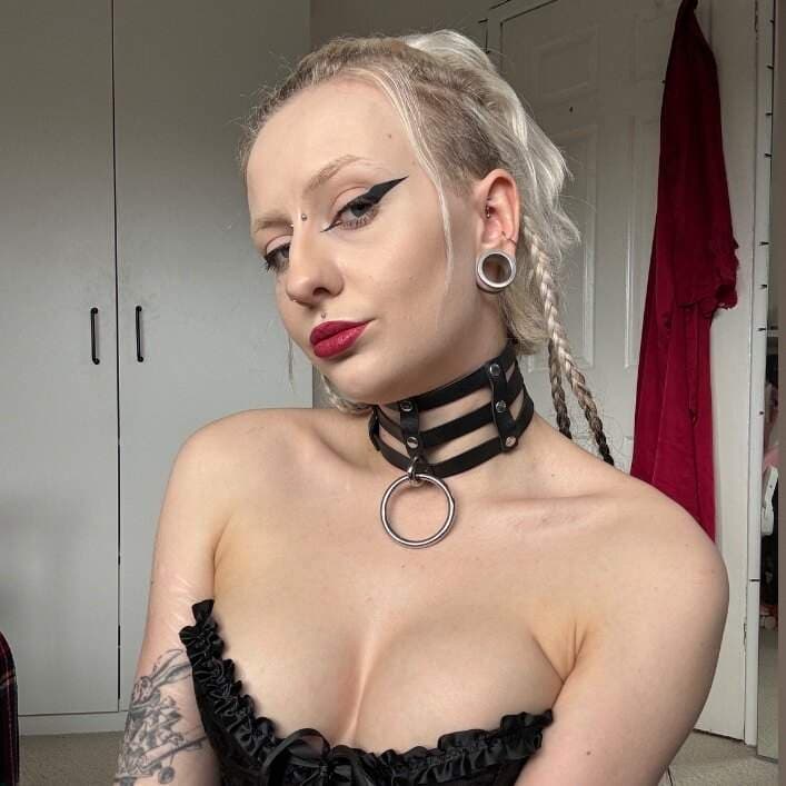 Miss Lena ⛓️🫀