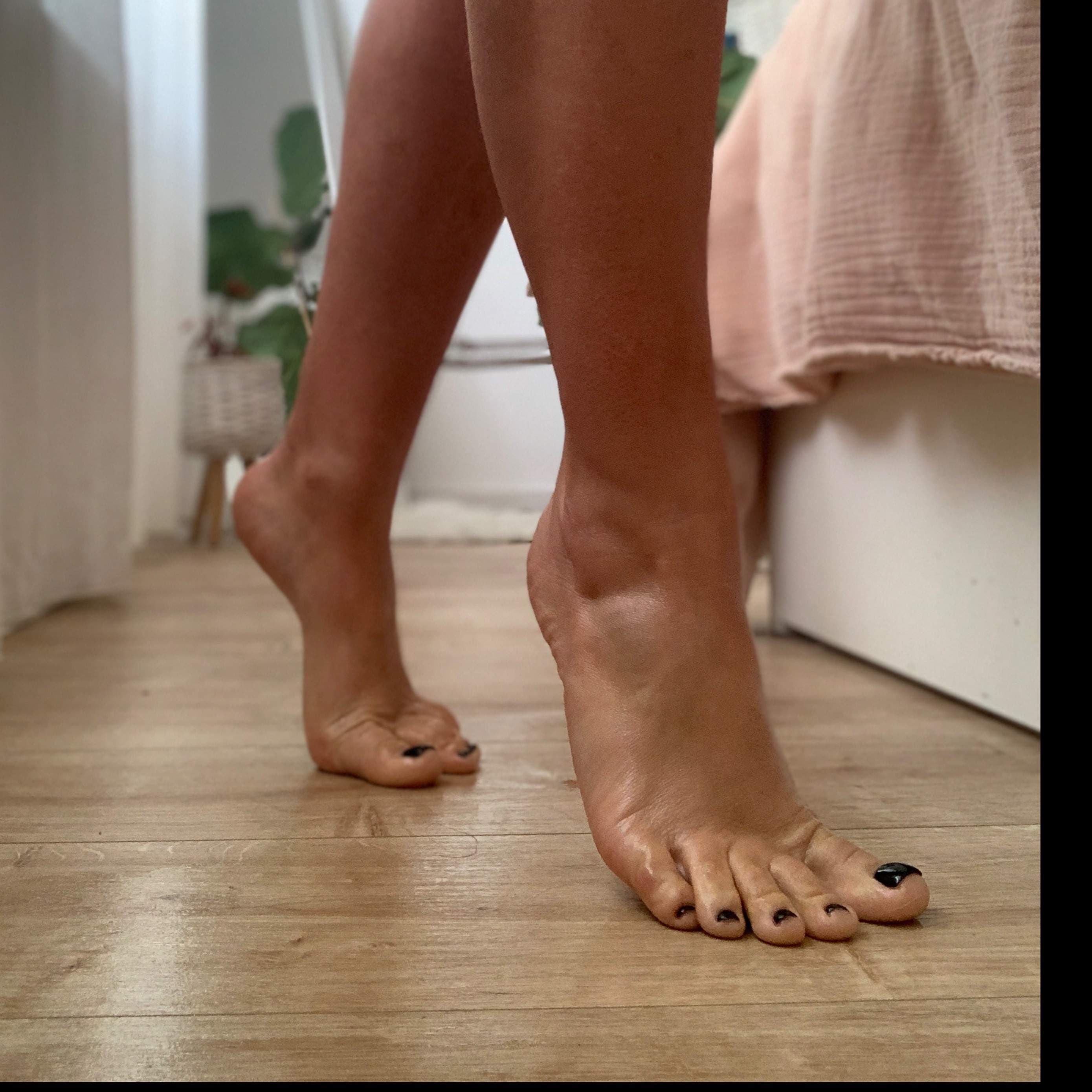 Feet Queen ♠️ free