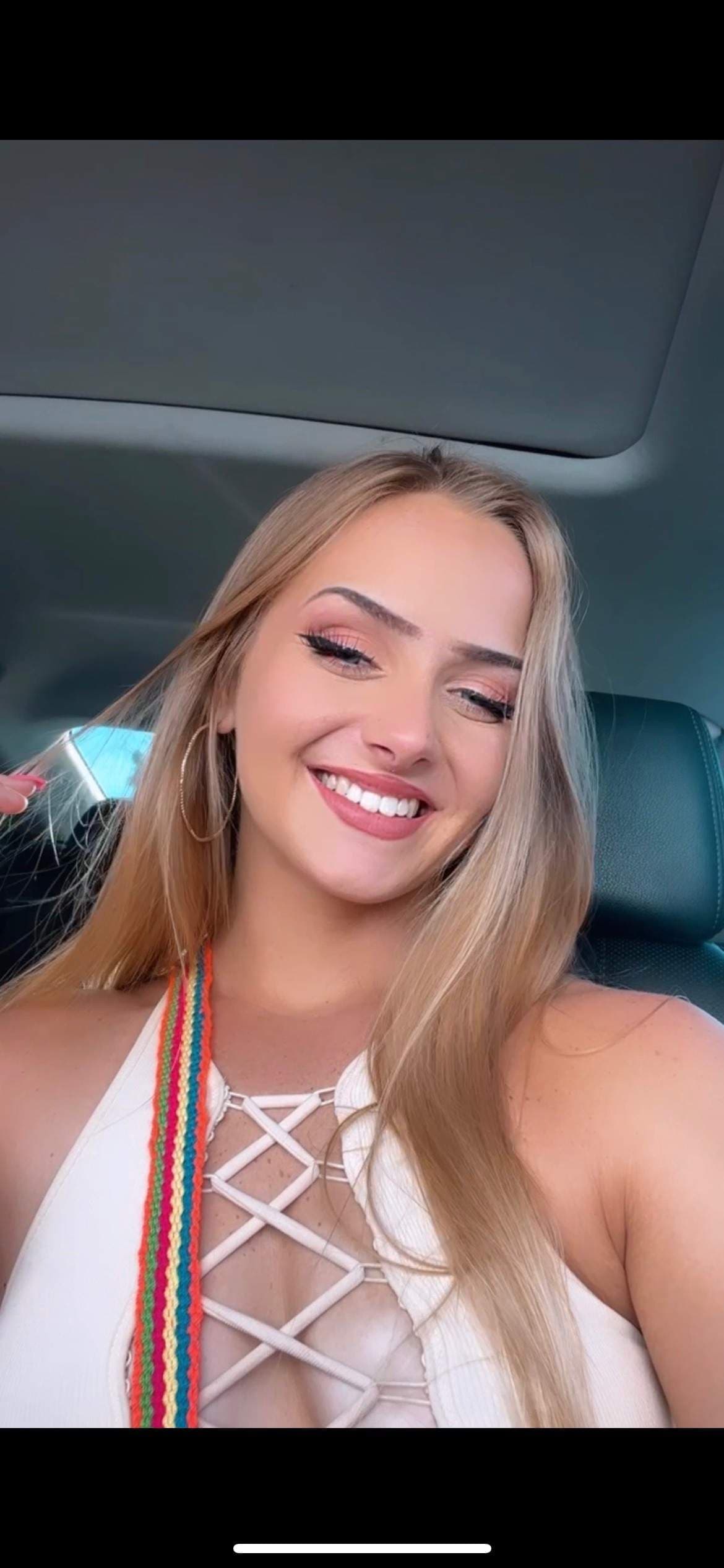 🍑😻🍒✨🥰😘😈💗