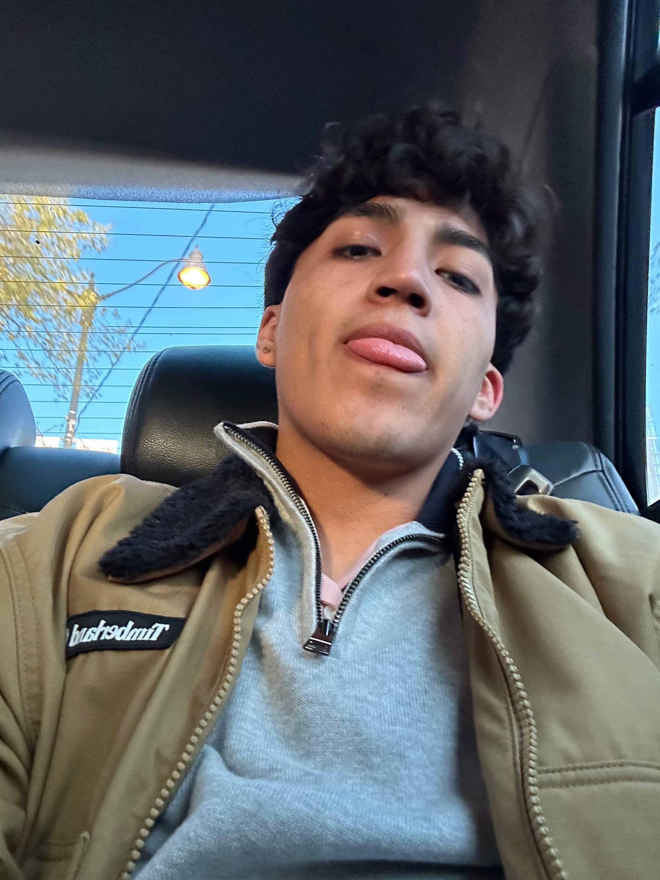 Dante Lews