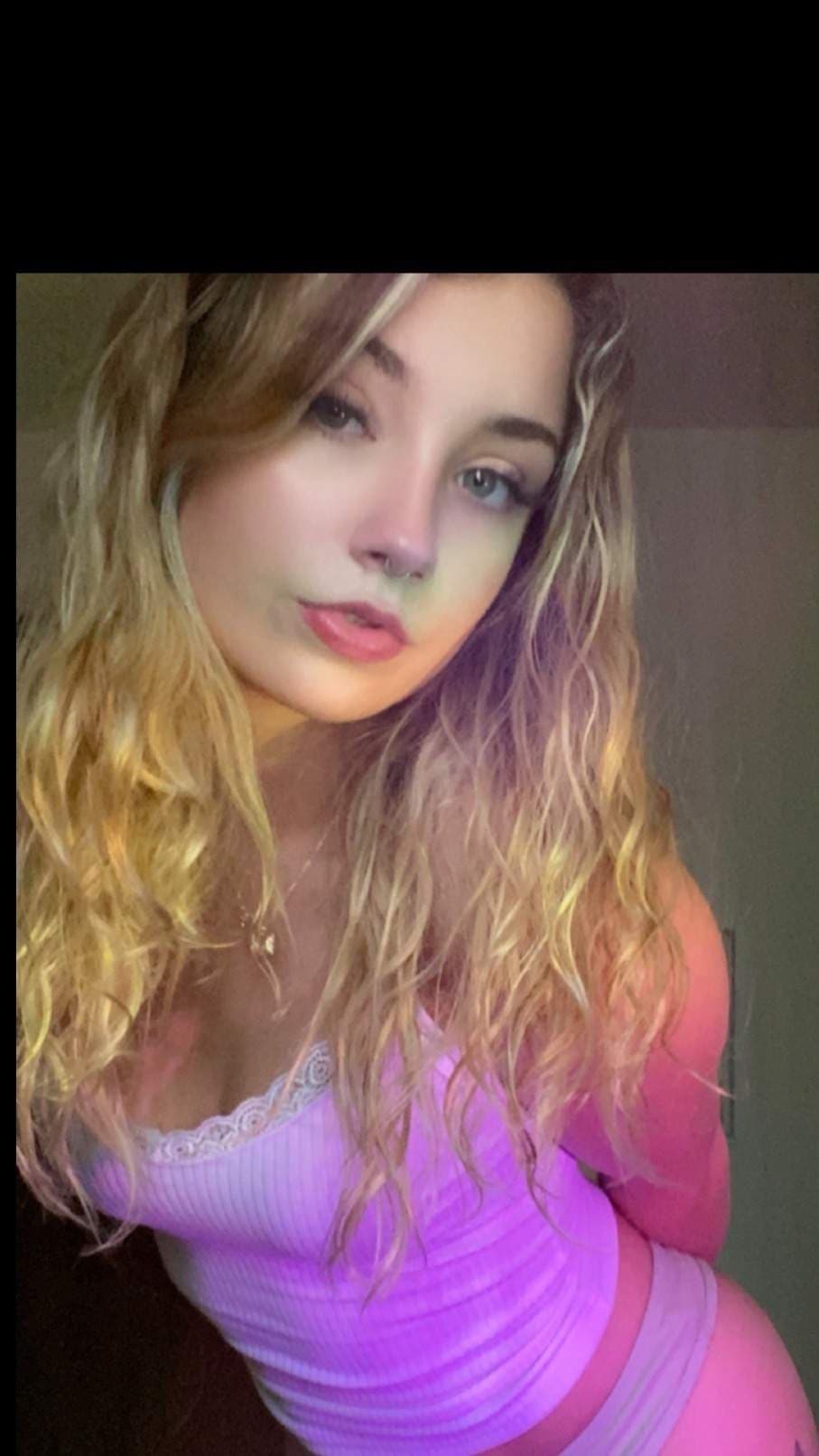 𝐑𝐨𝐬𝐞💕