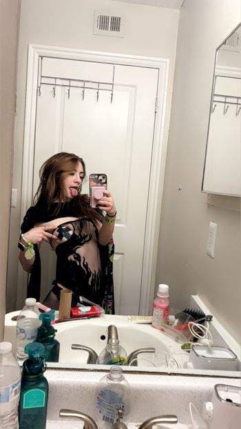 Peaches Baby 🥵