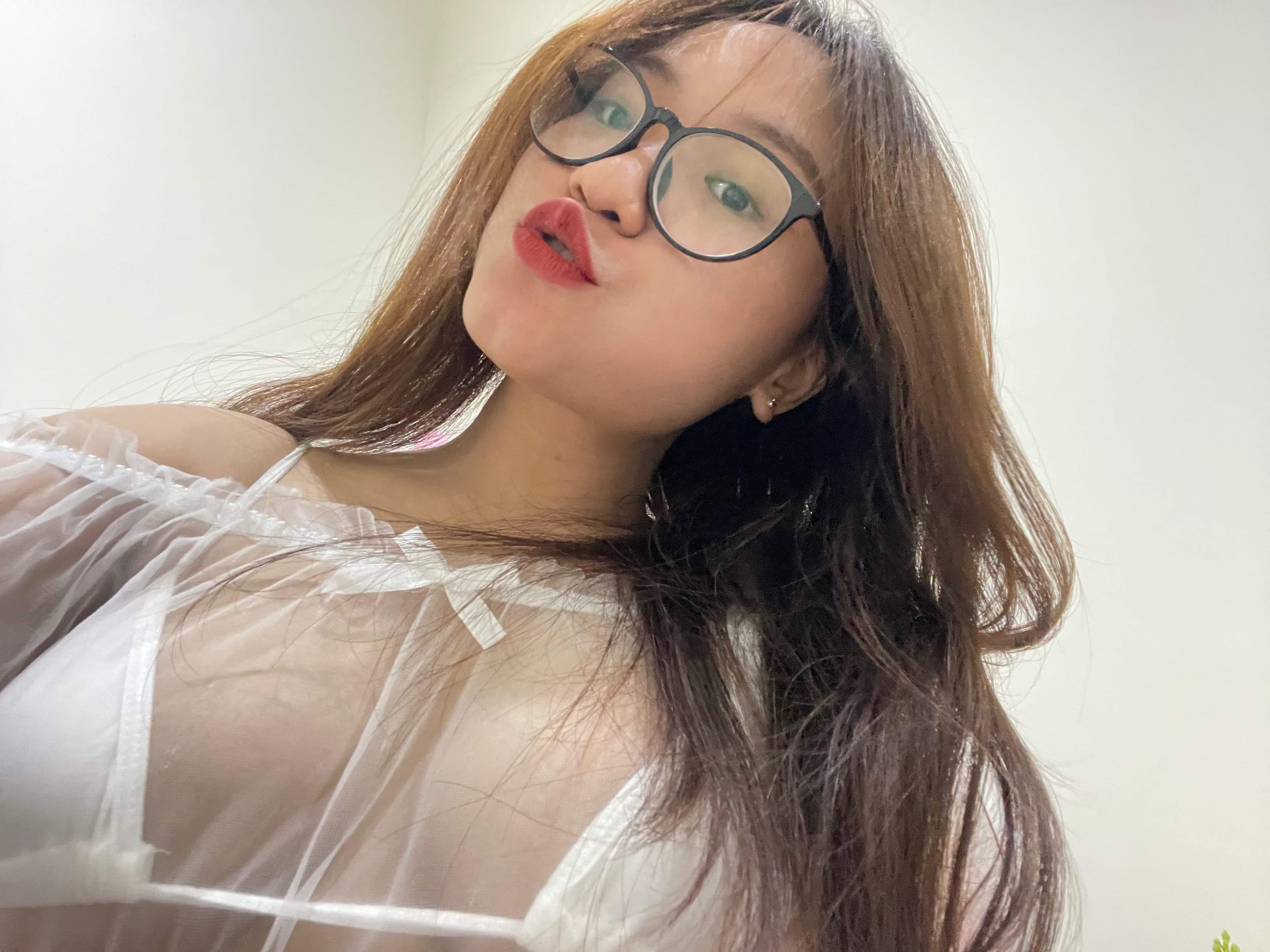 แว่นดำ