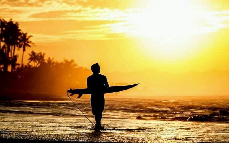 Alejo the Surfer