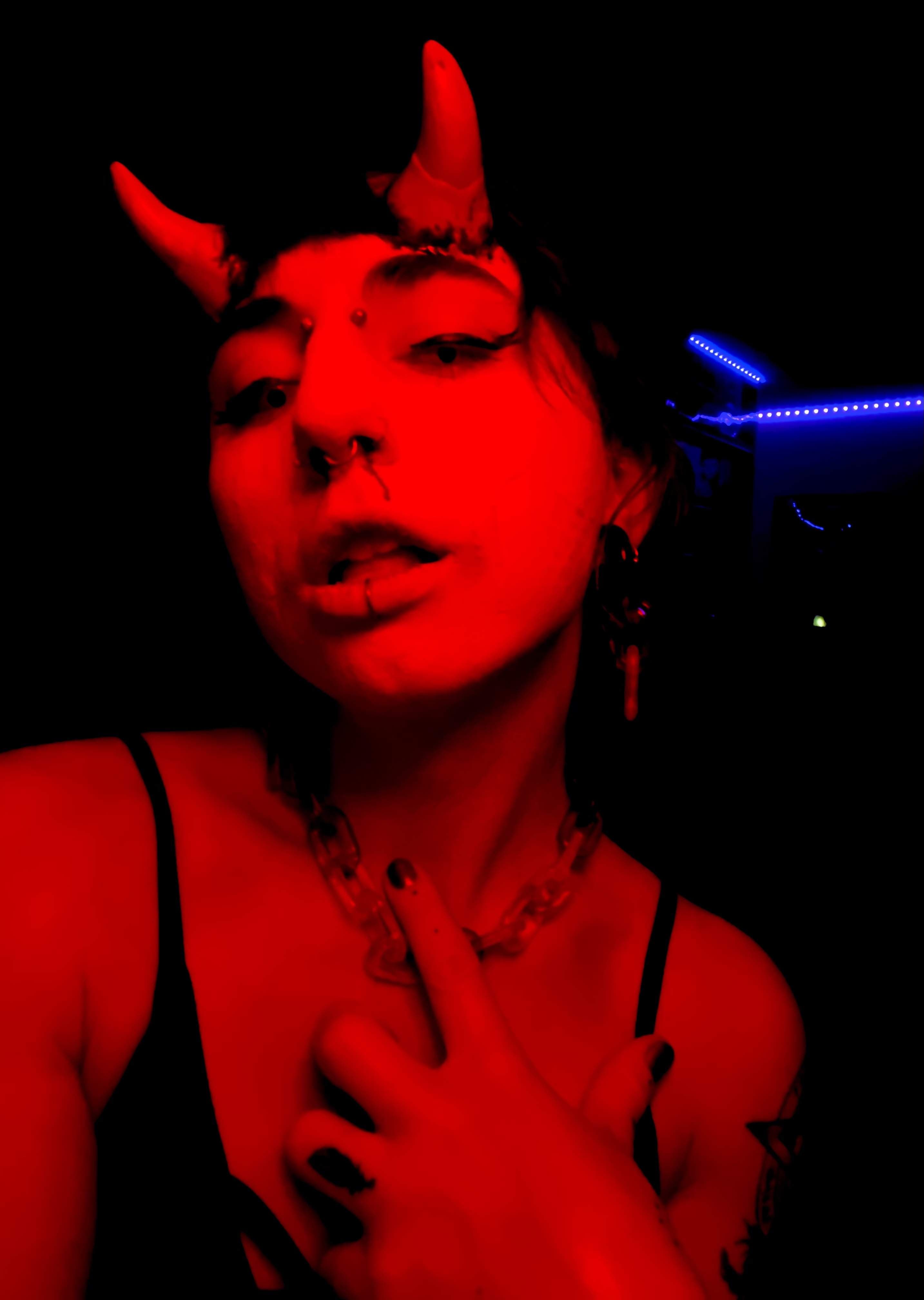 ‼️👹 Zoë Crïngcompë 🤡⁉️