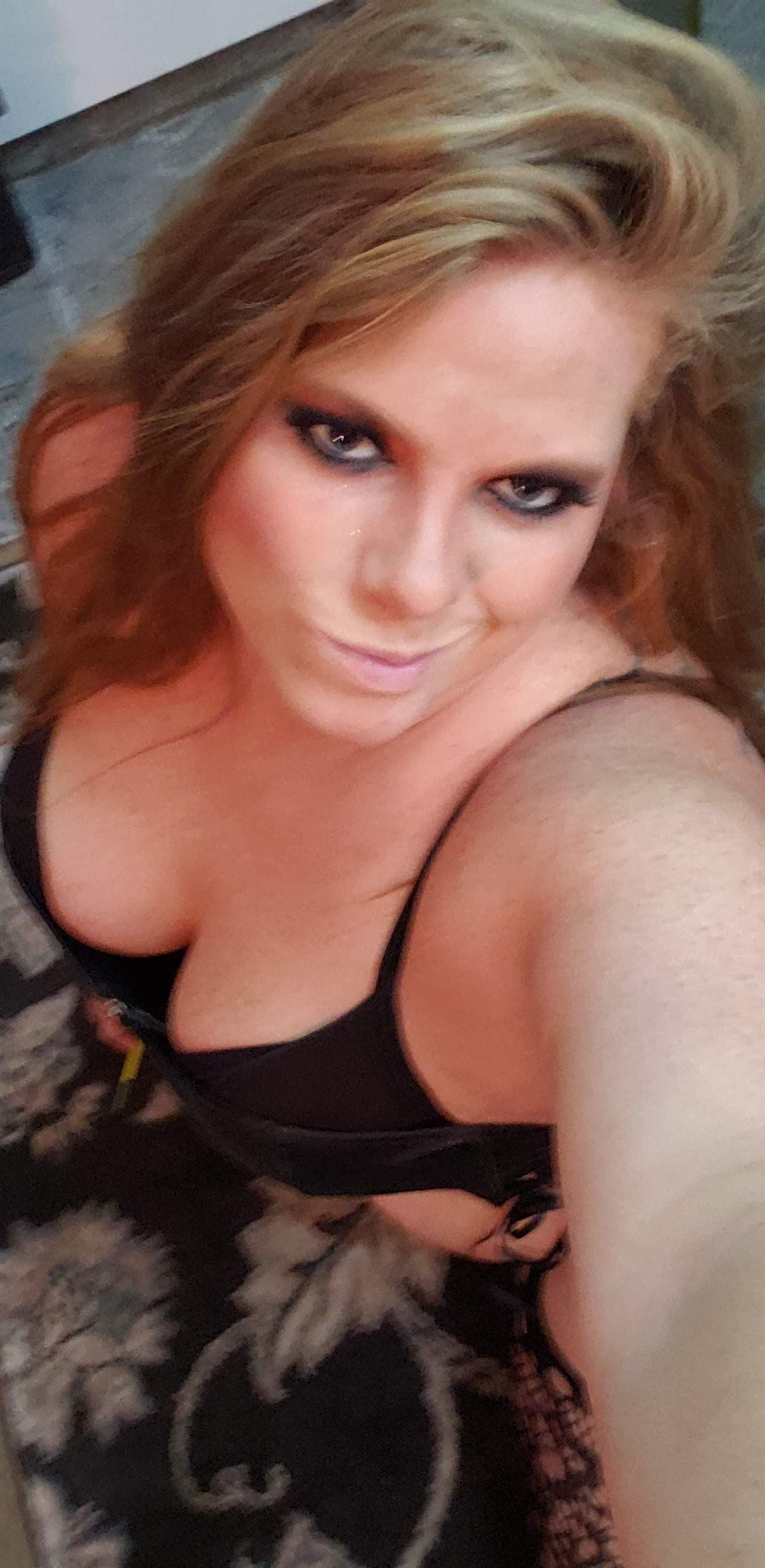 Vivian Mae
