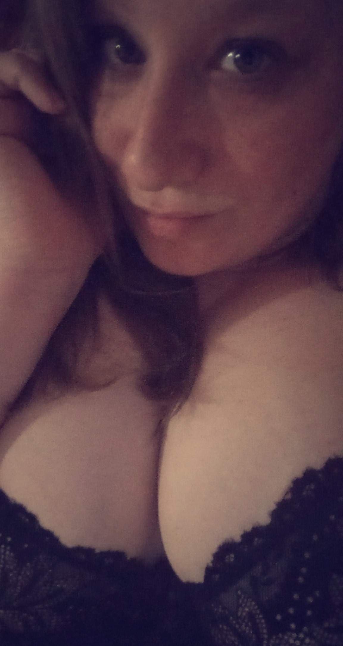 Megzii rae