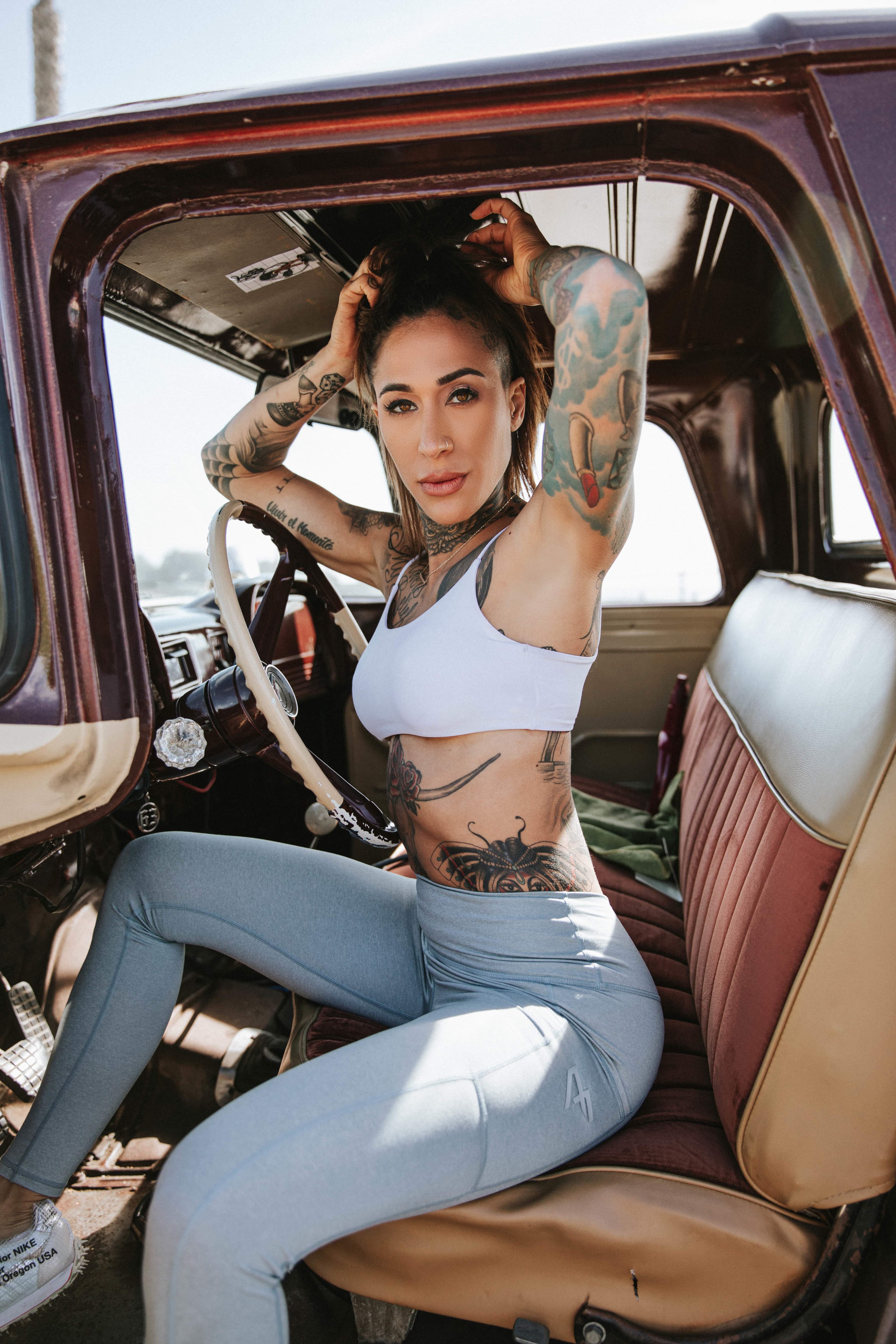 Starr Hawkins (12pm)