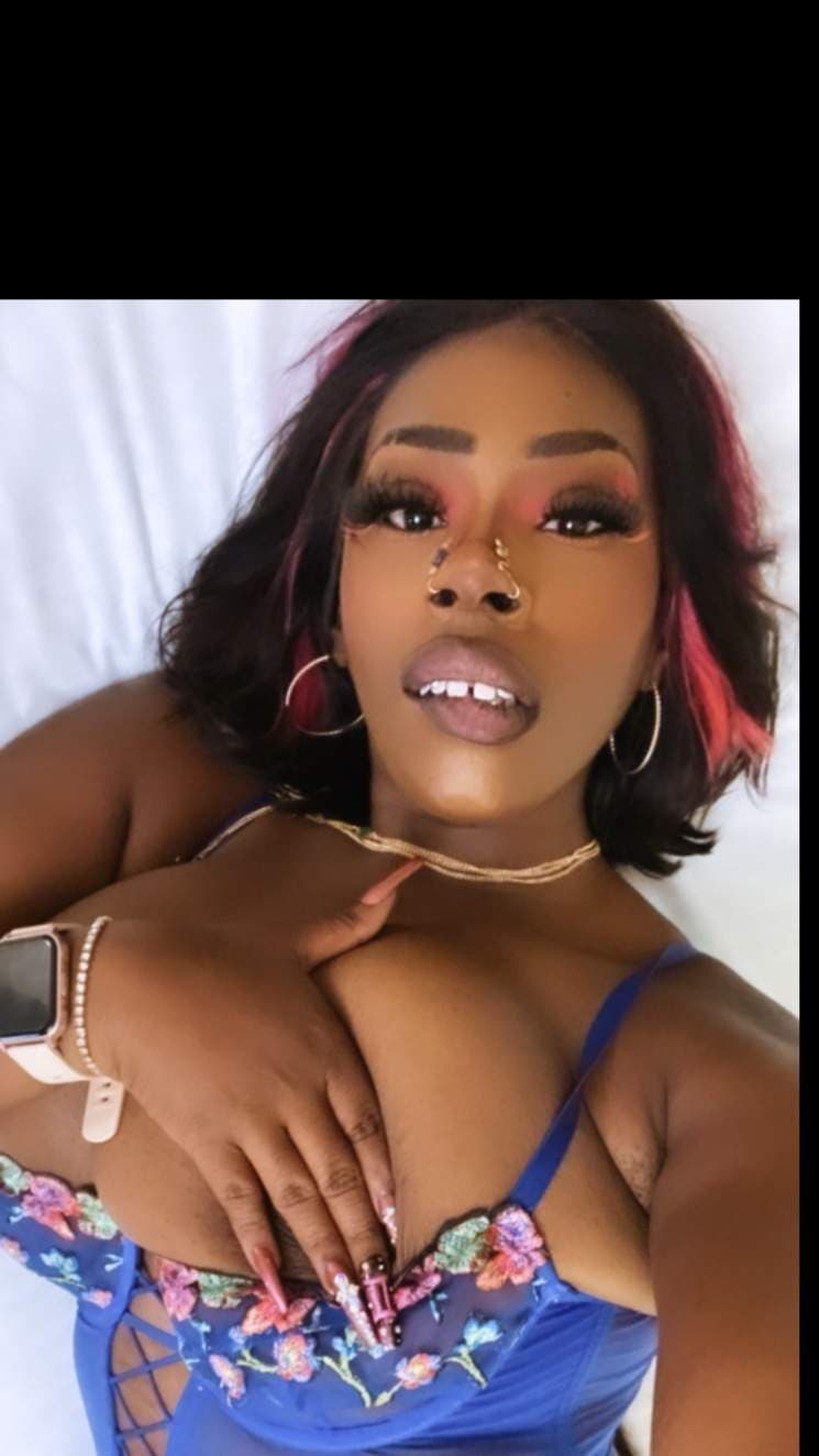 Lola LaDiosa