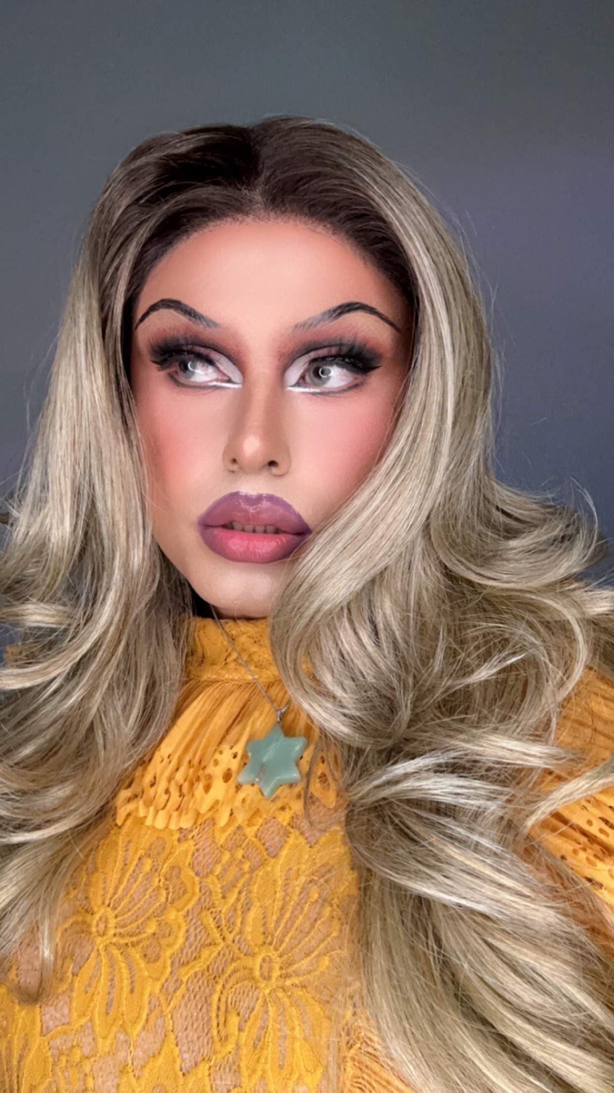 Alejandra 🌹