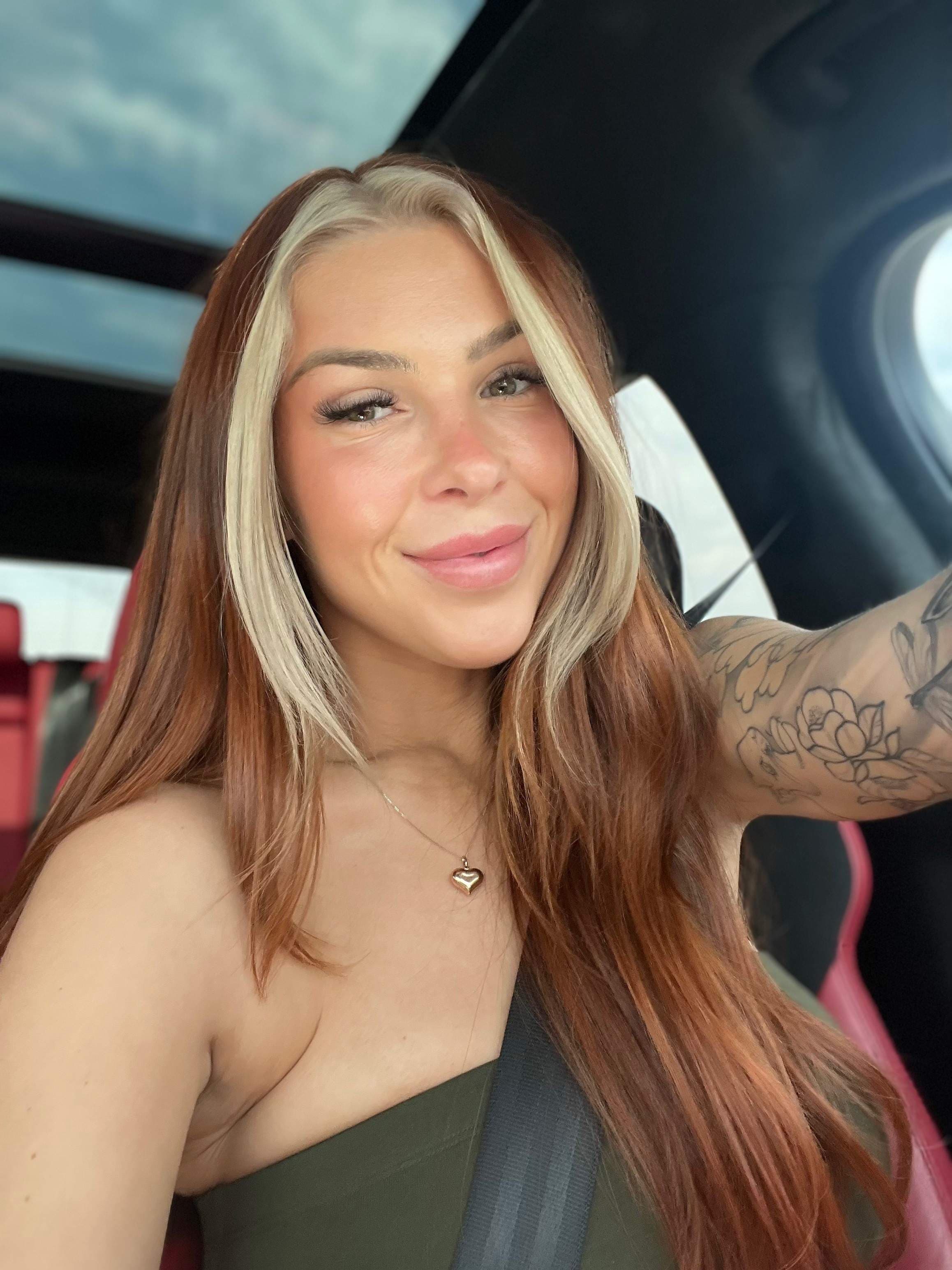 RoxyStylezTV