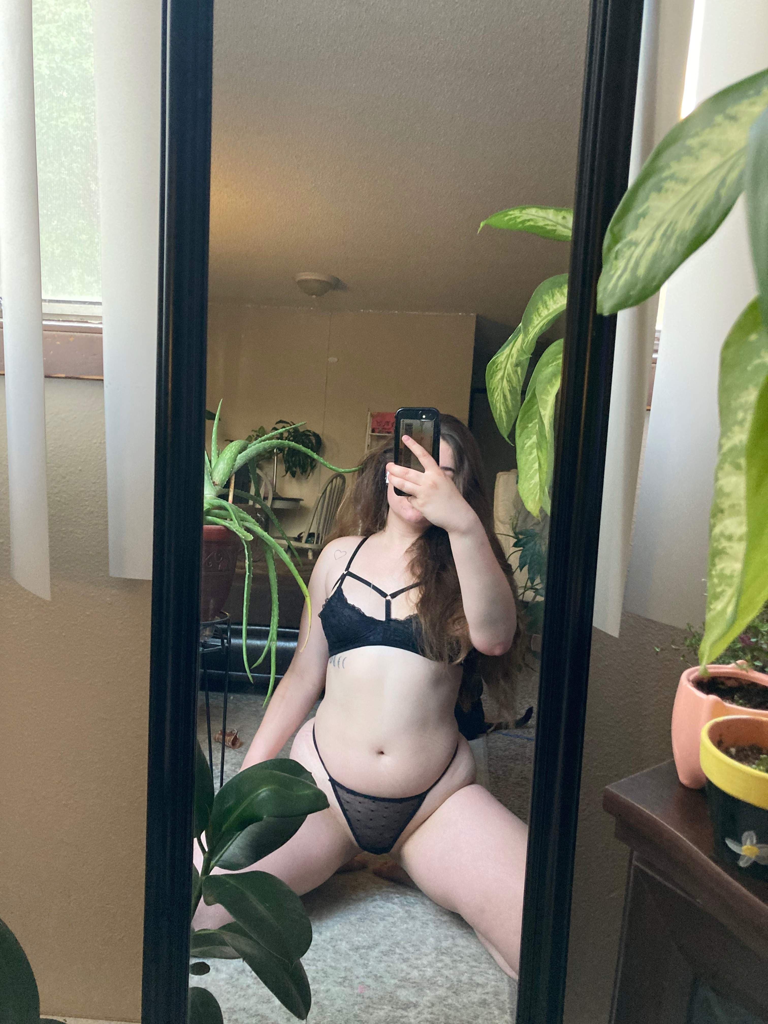 Izzy Mae