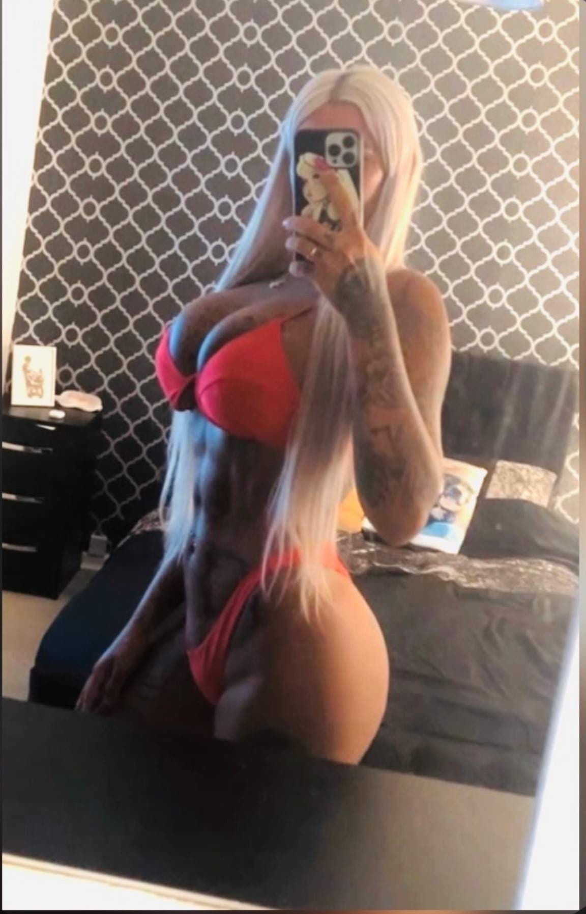 Titsandtatts091