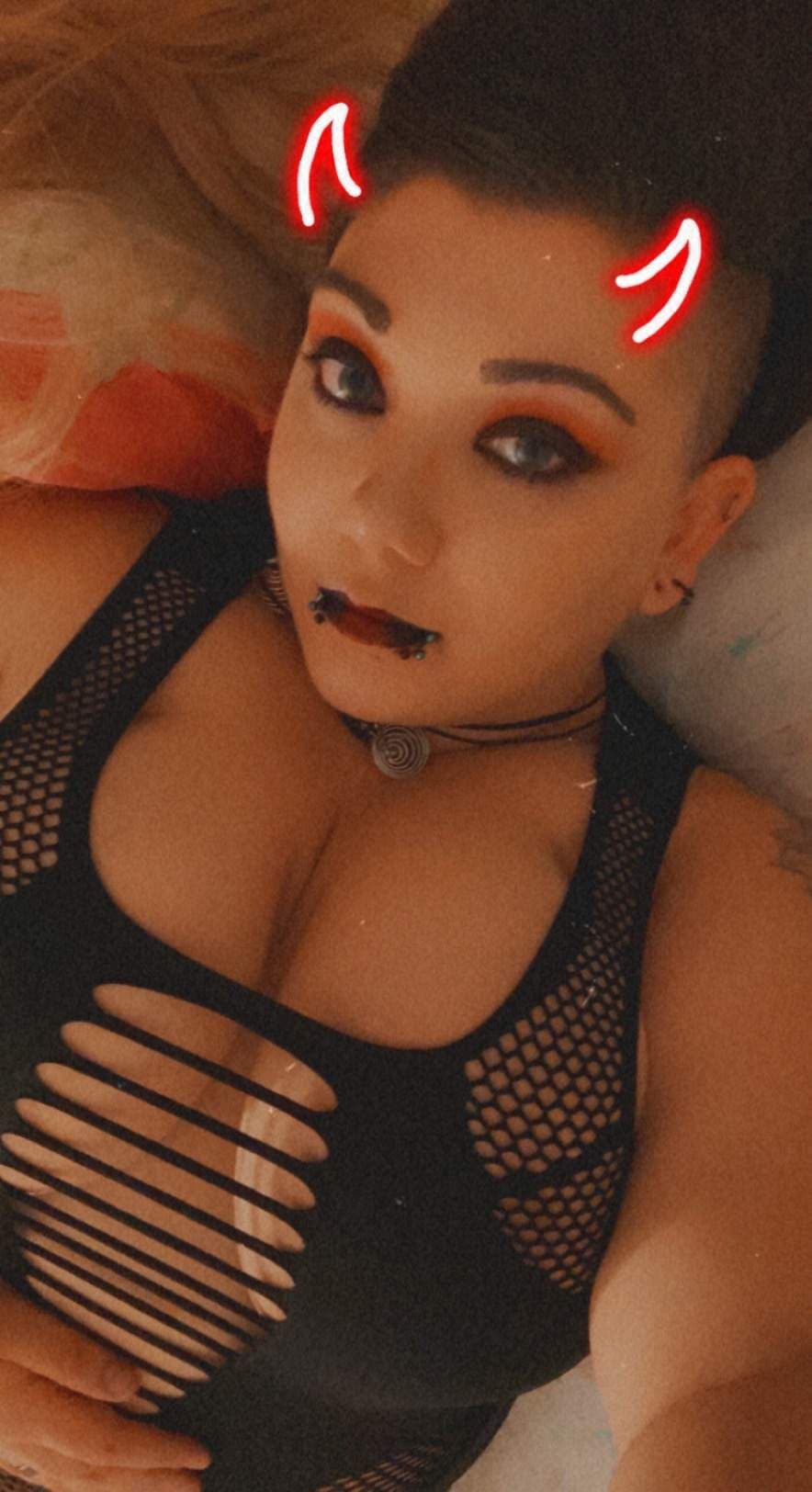 Thicmamma90