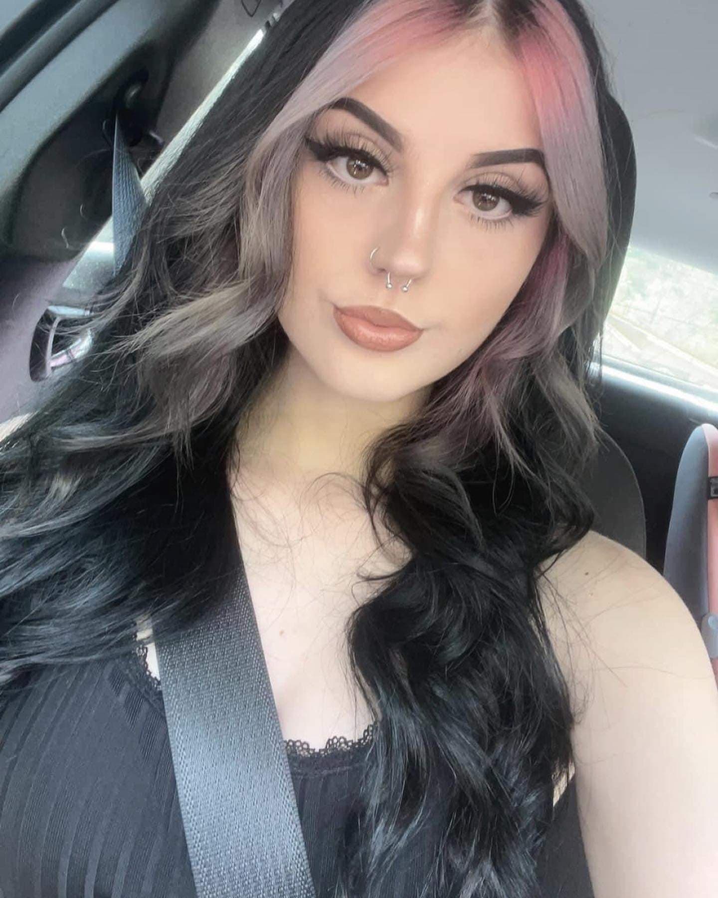 Amethyst 🔪🖤