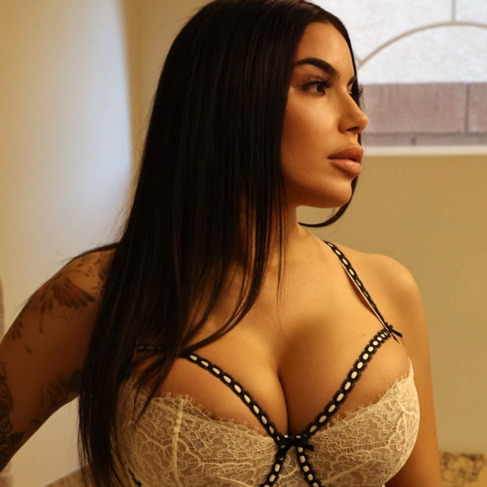 Alexa Alvarez