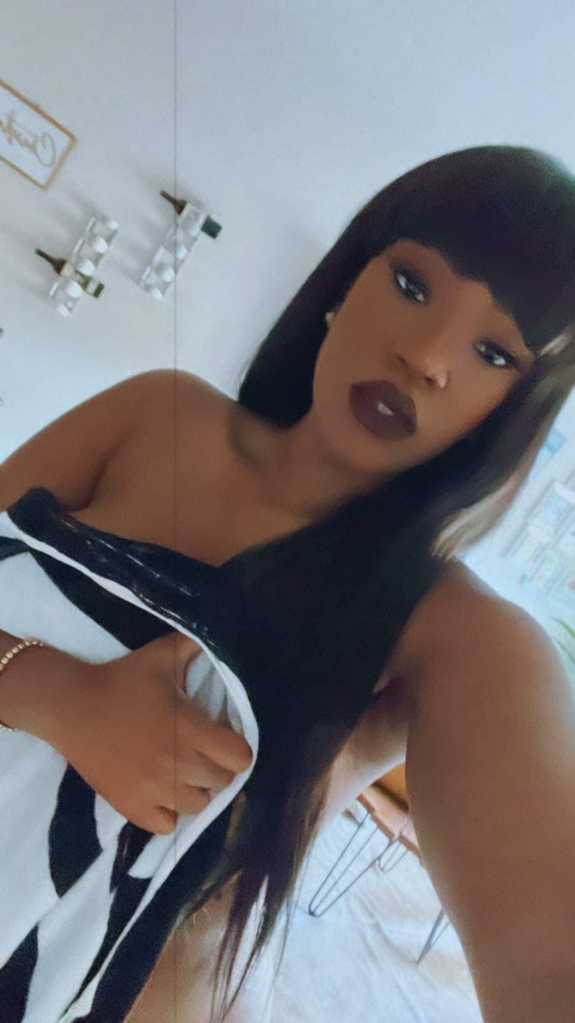 Farrah Lee ✨