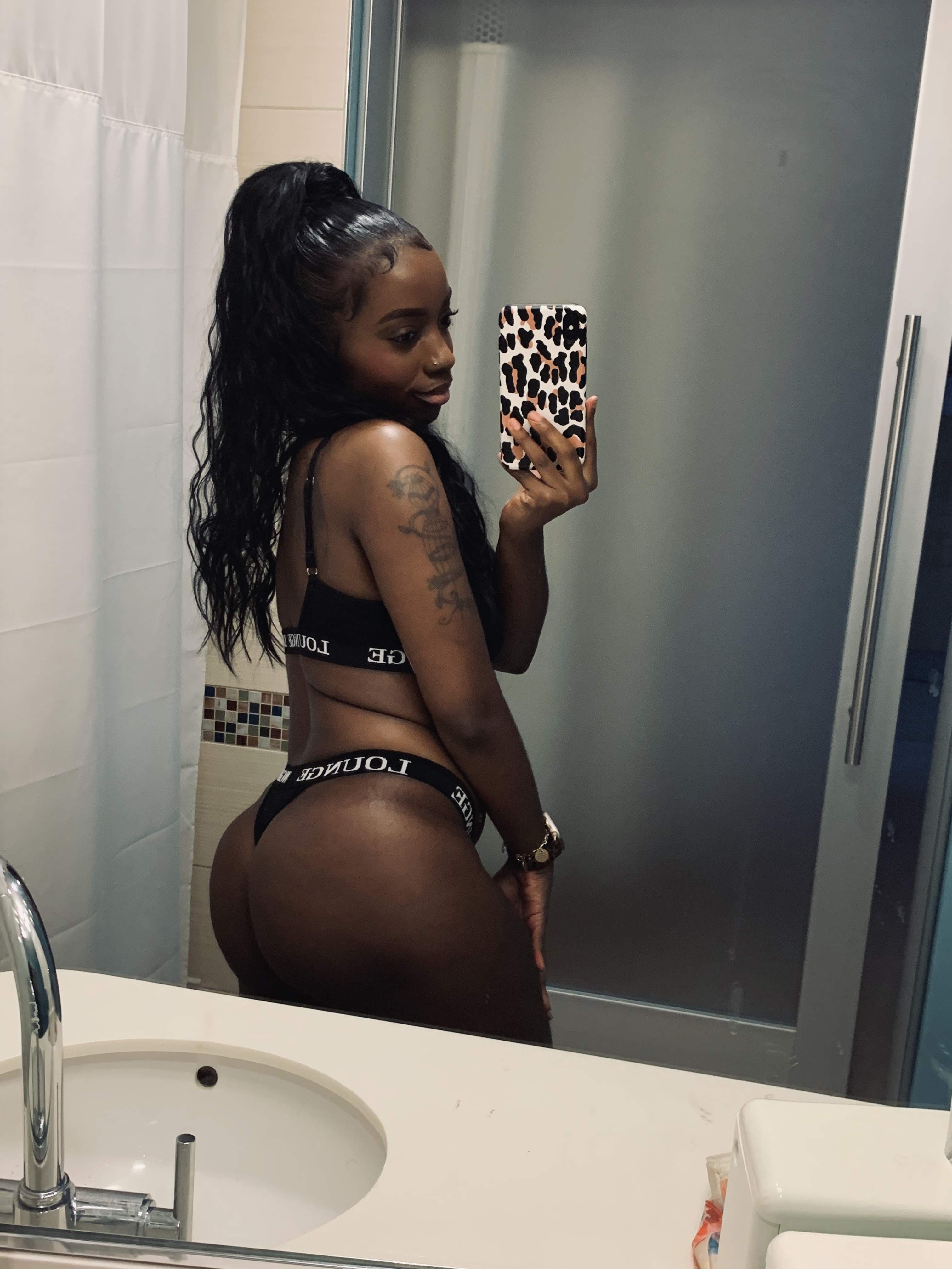 hospital bae 👩🏾🦼💗