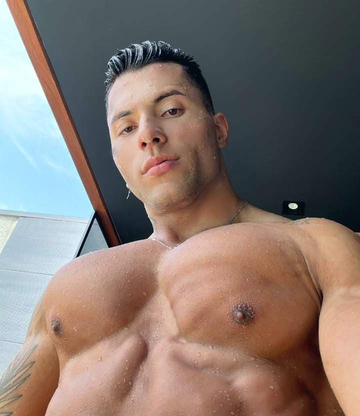 Bruno 👅