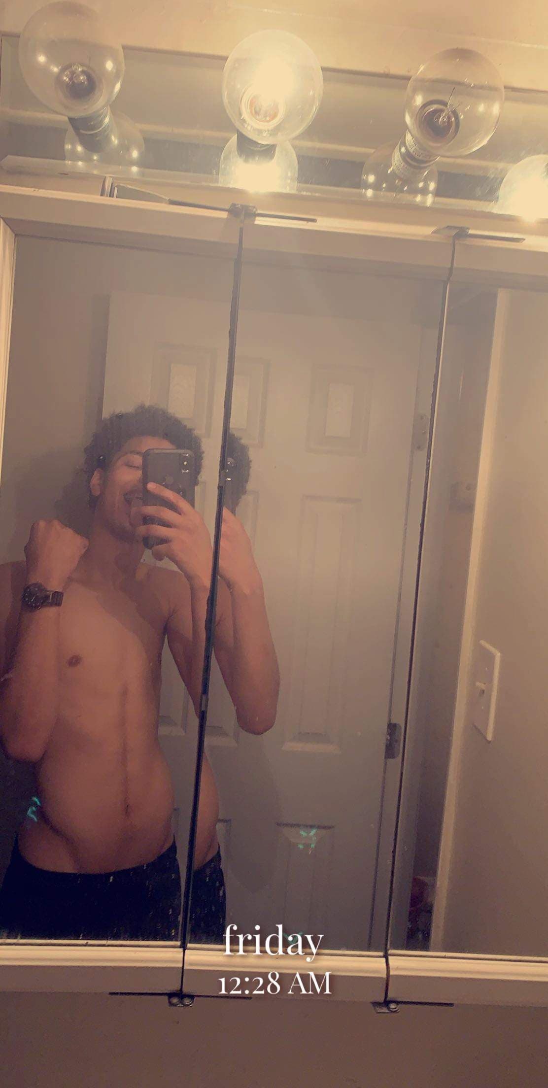 J 🥀