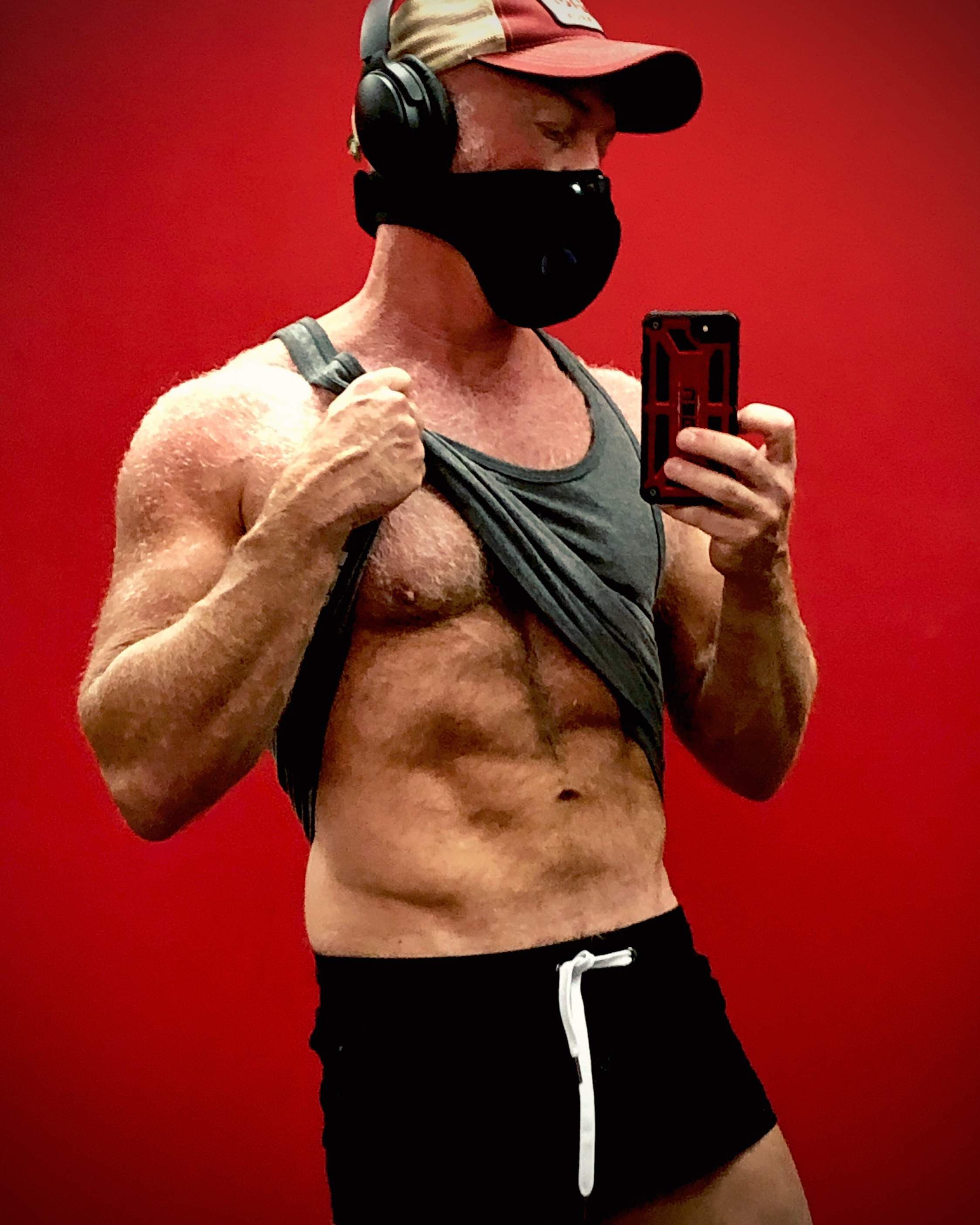 DJ