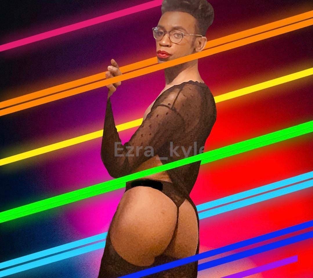 Black Femboy Twink Ezra_Kyle25