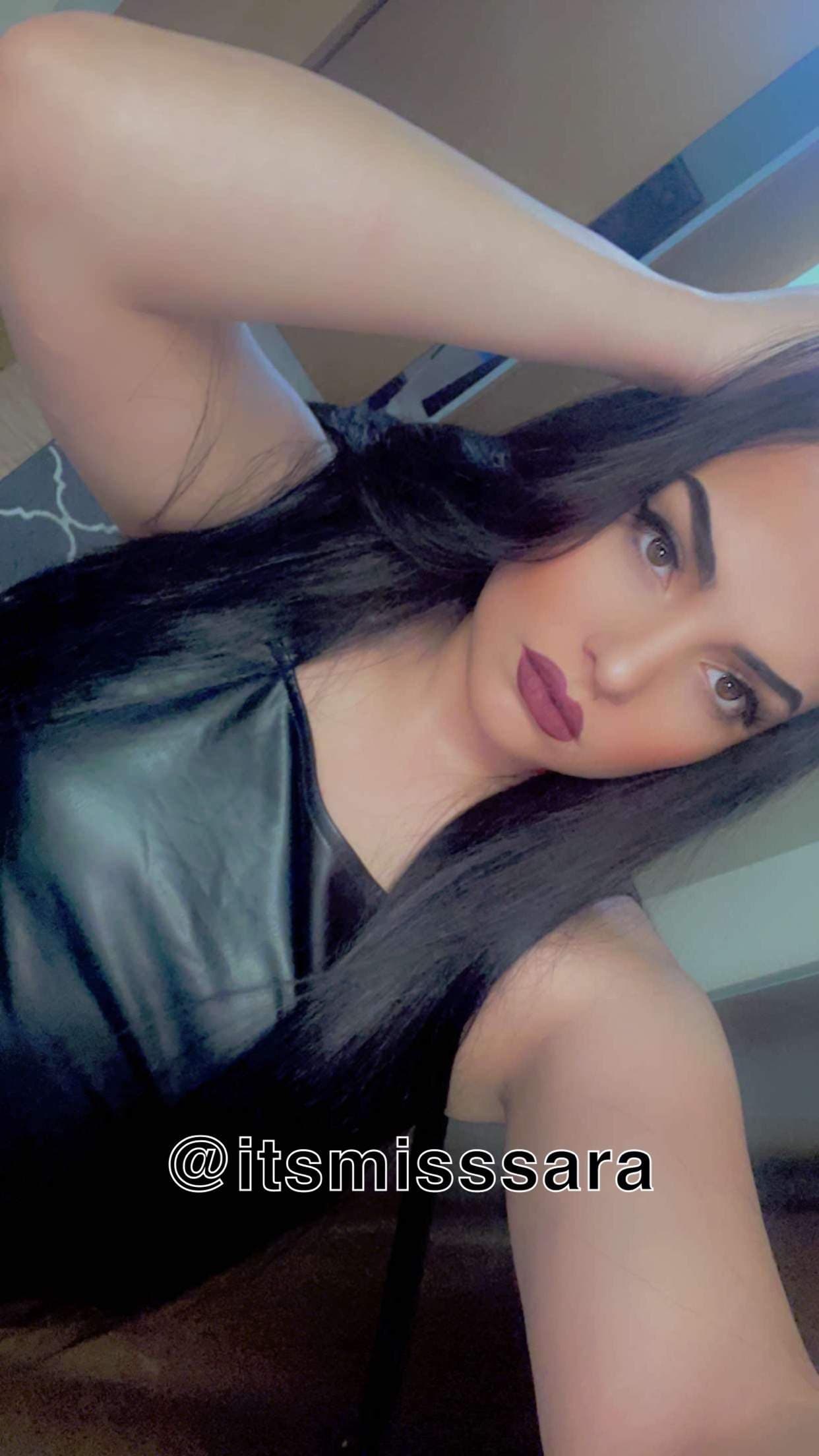 𝕊𝕖𝕩𝕪𝕊𝕒𝕣𝕒✨𝔽ℝ𝔼𝔼
