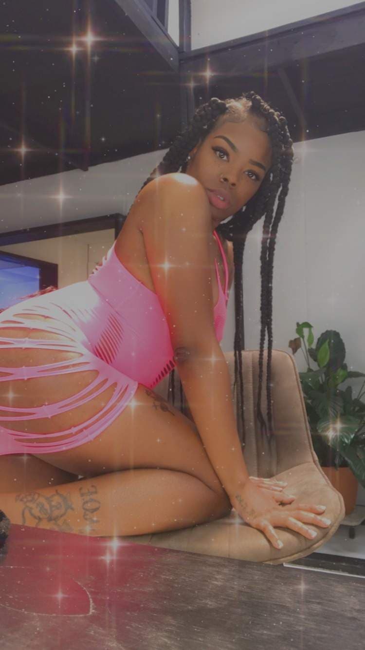 Lipz 🍑💦💋