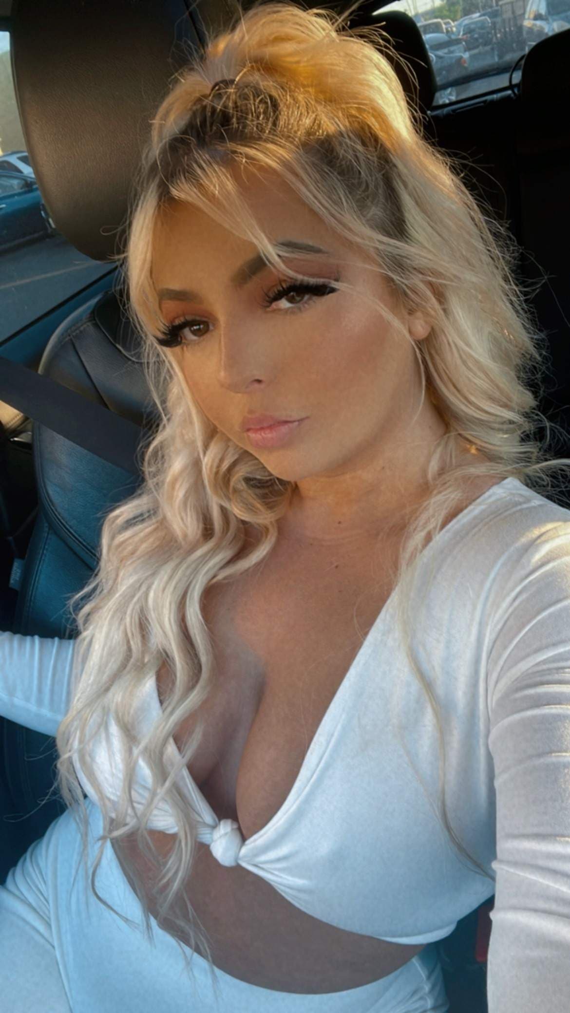 PAWG 🌸 Free Vid Chats for RE-BILL ON 💦