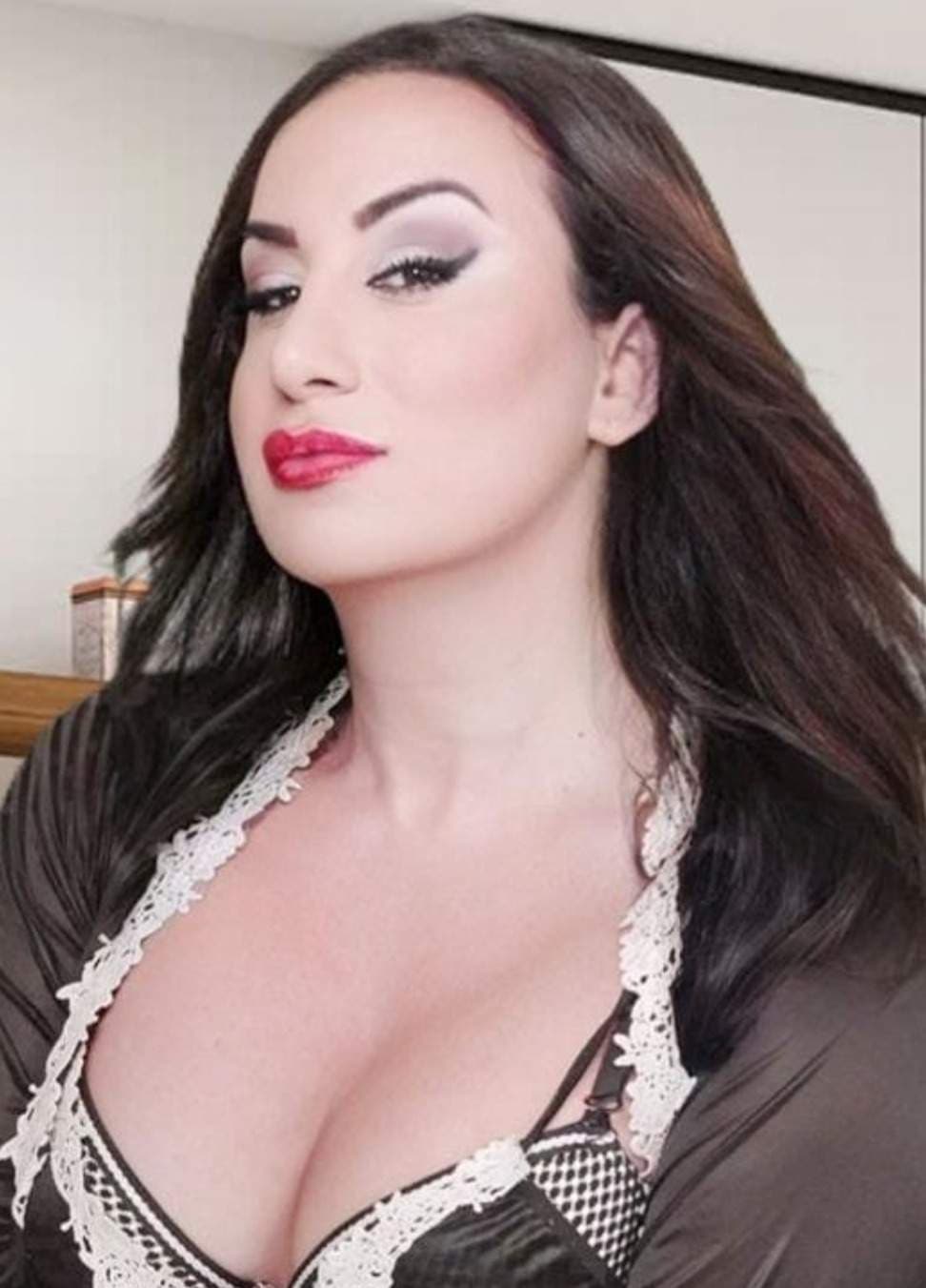 JessicaSchizzoTrans