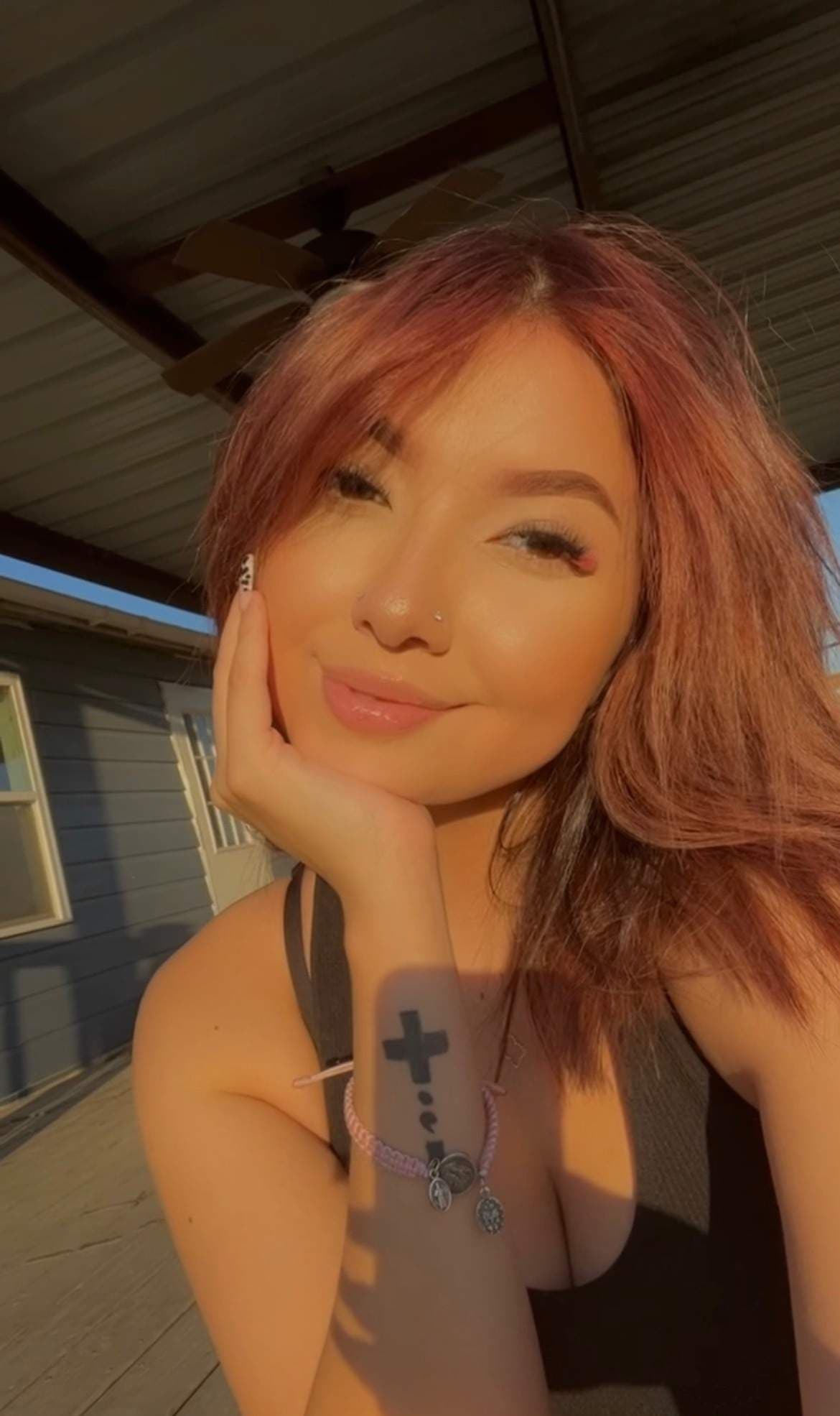 J <3