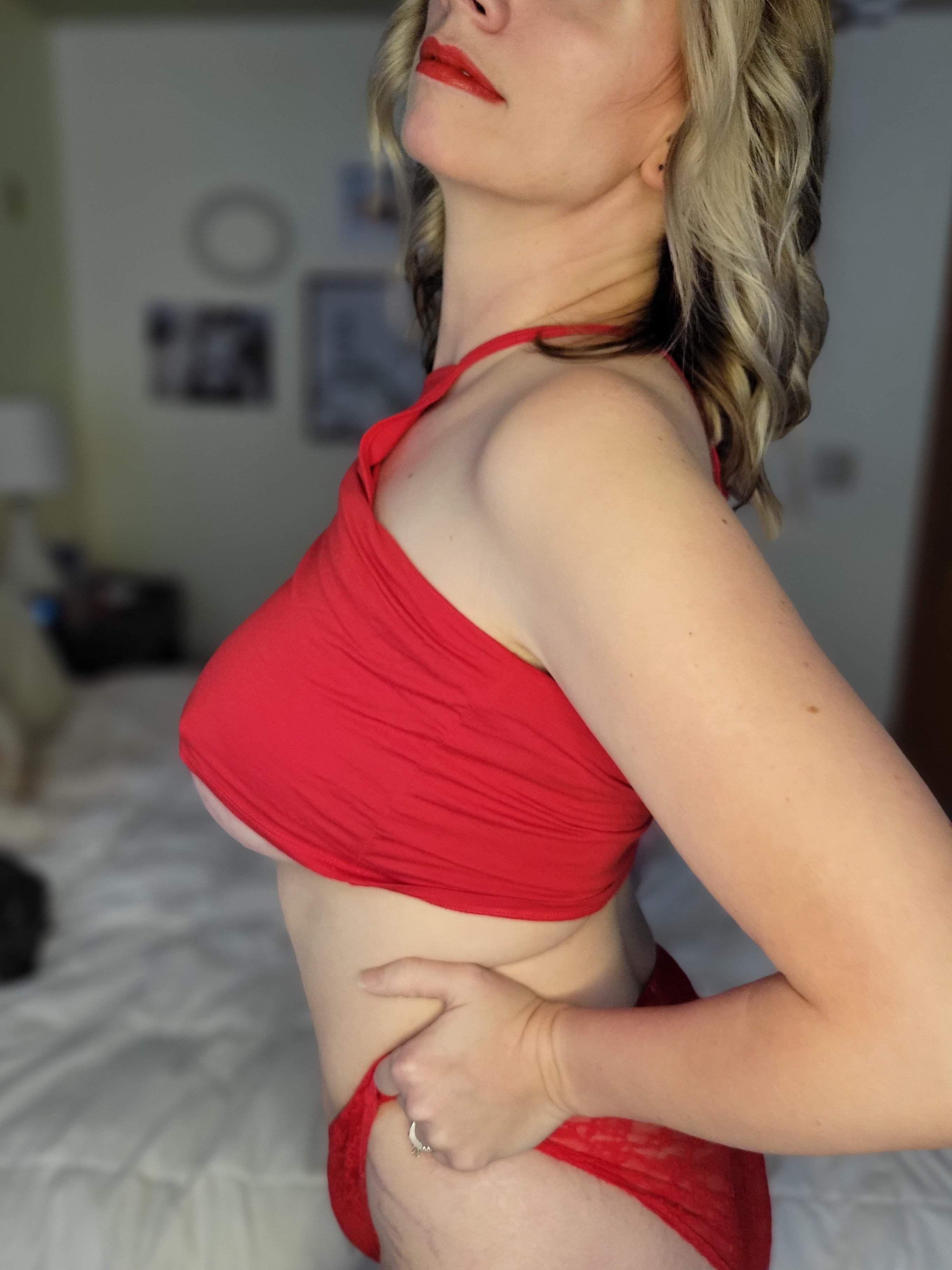 Date Night Scarlet