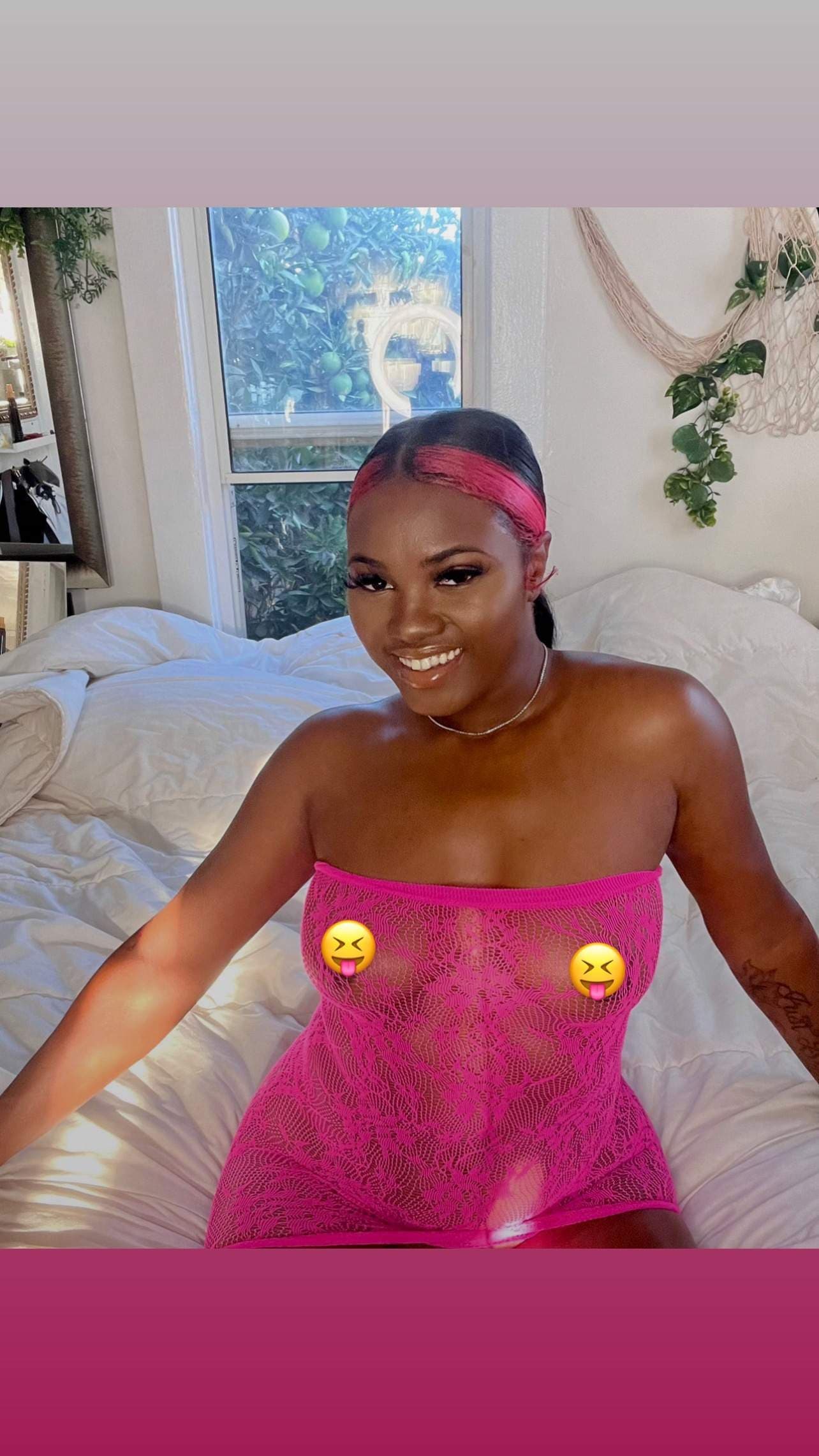 brittney | Your Internet Girlfriend