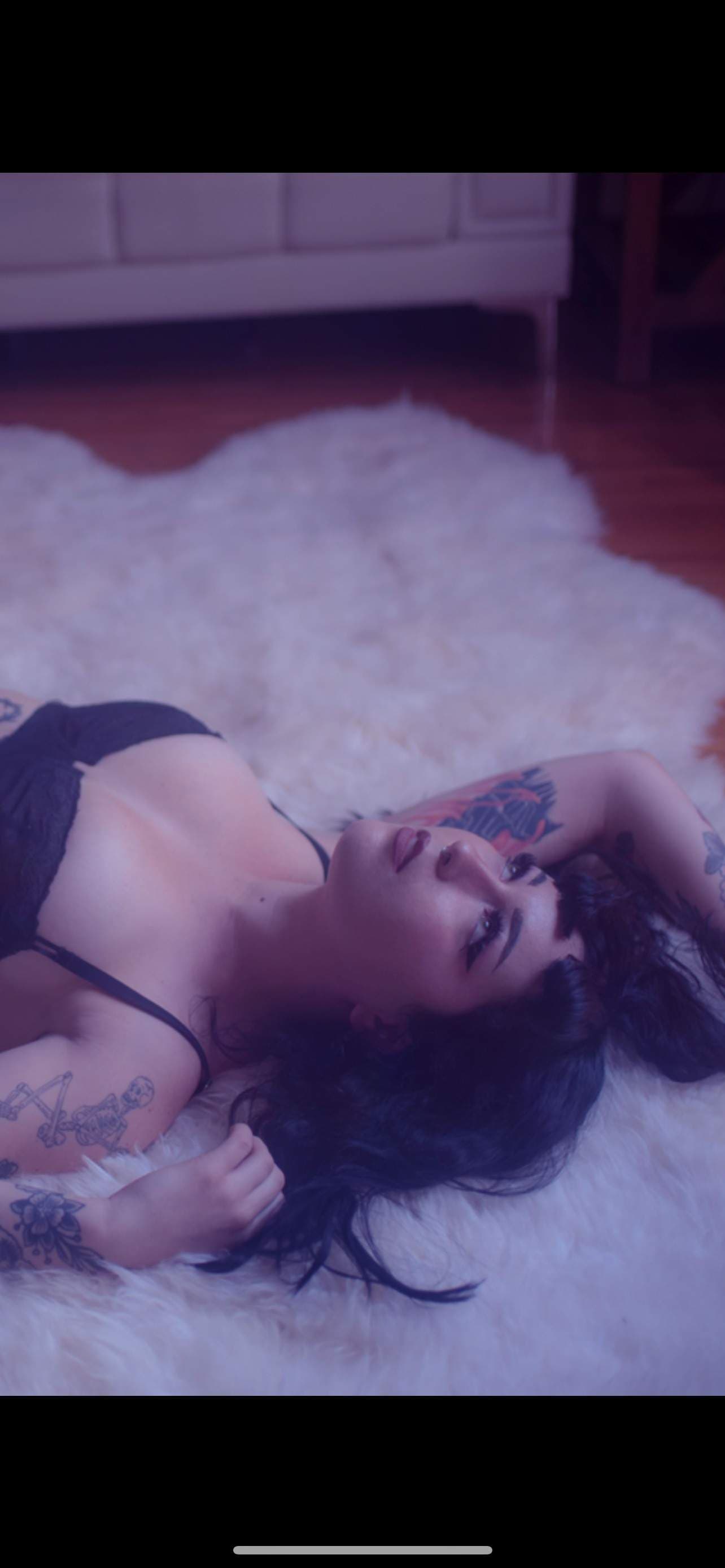 Eve🖤VIP Page