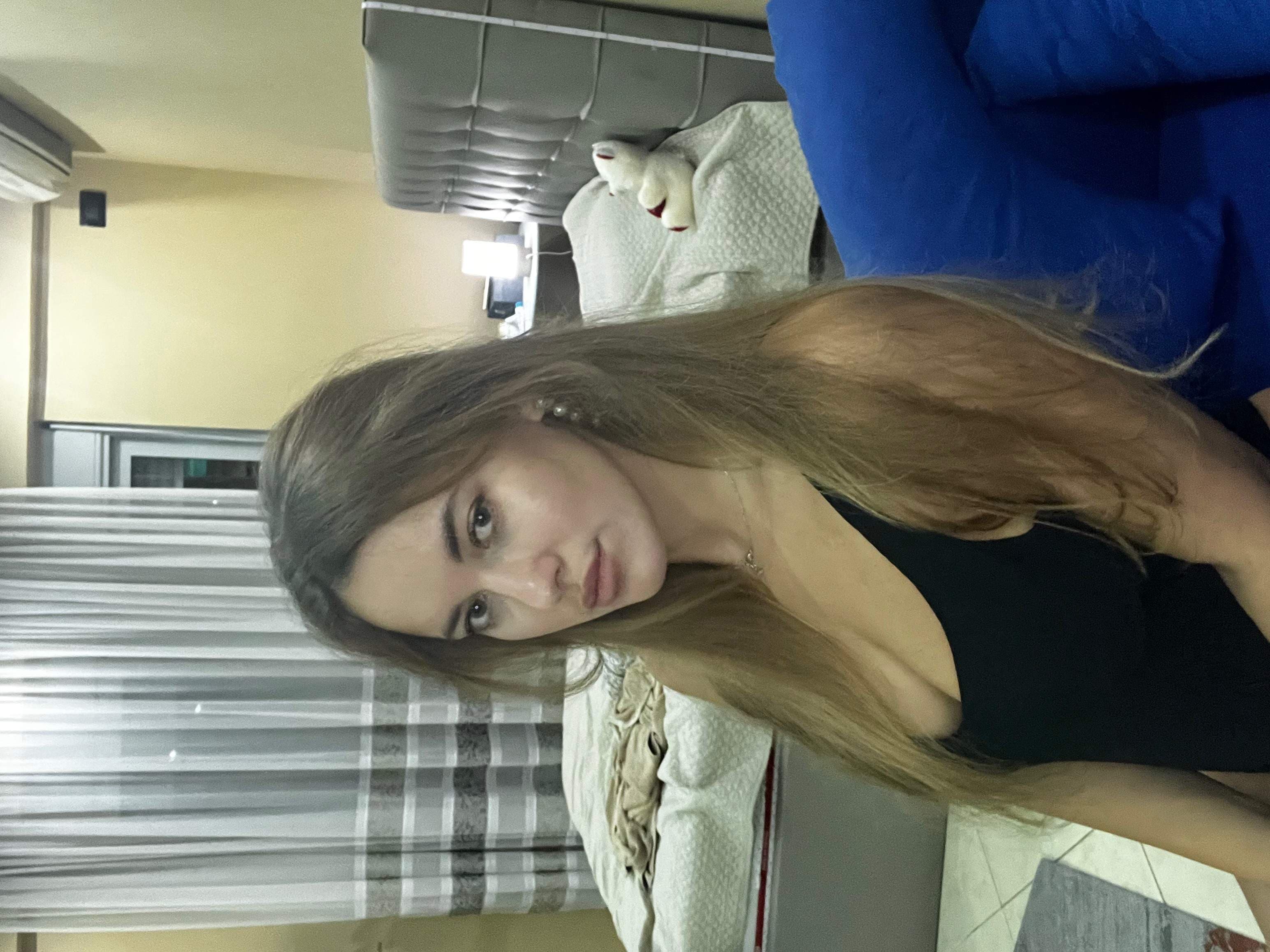 SweetBlonde20
