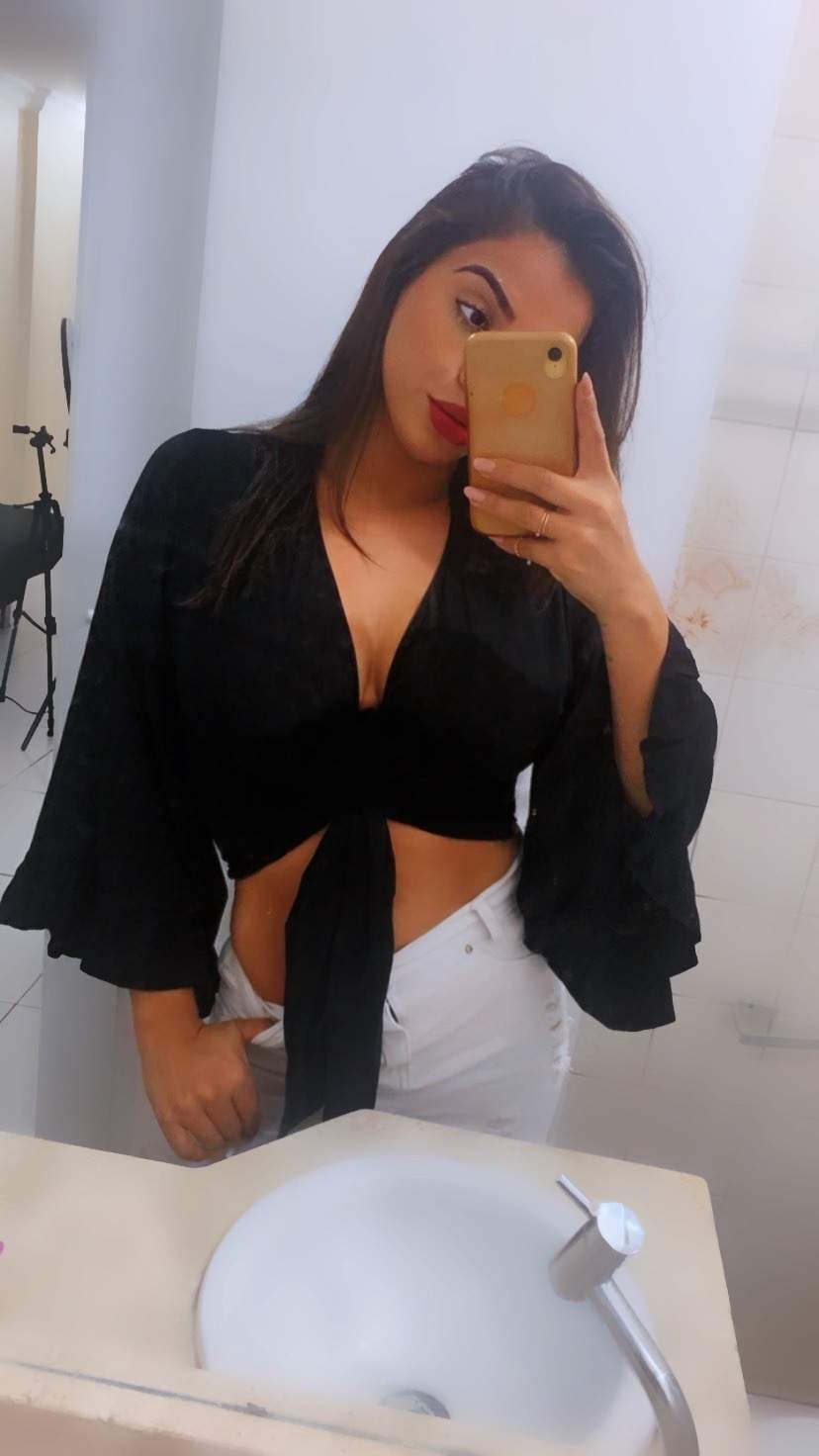 Mel Maia