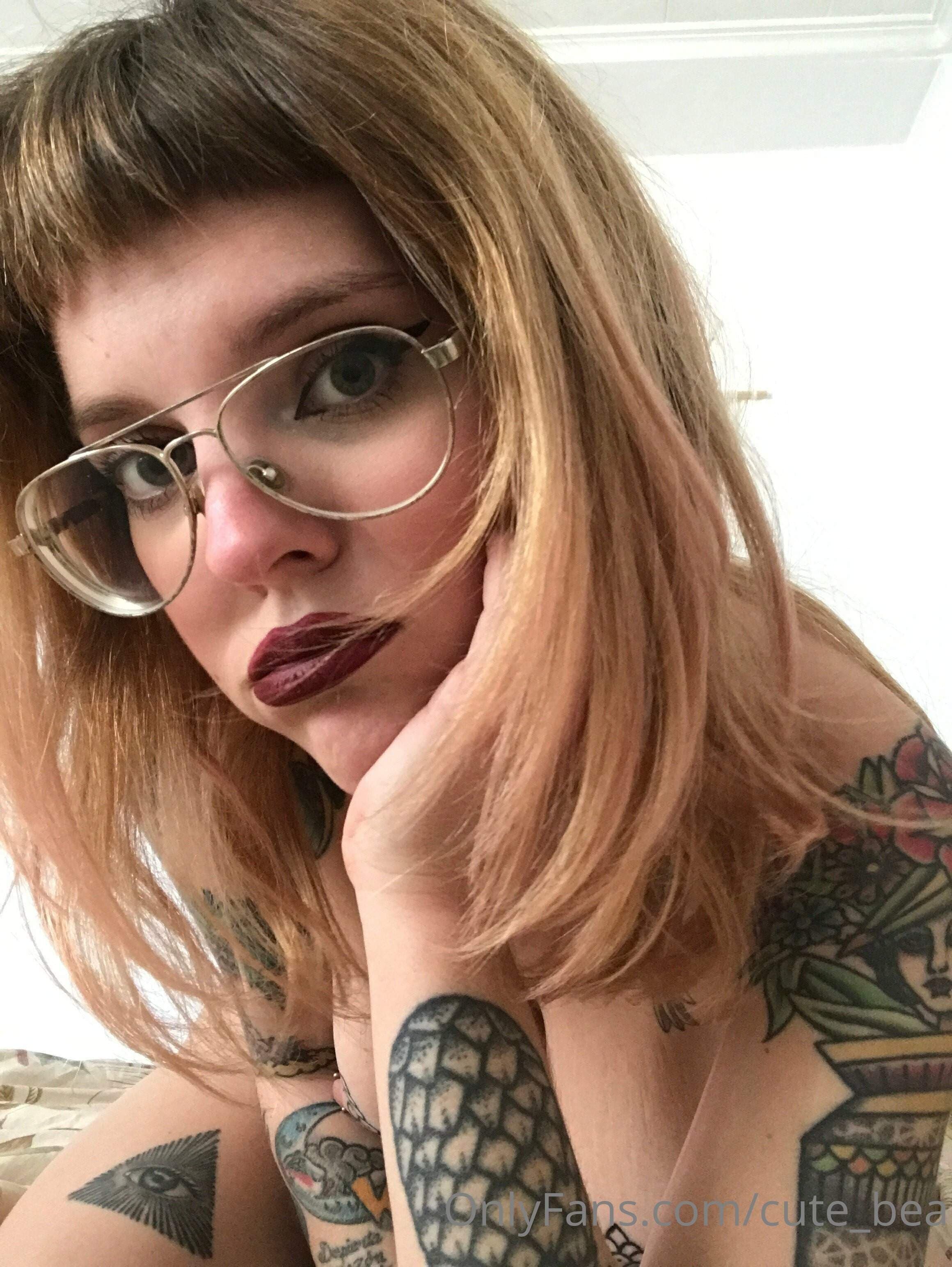Liss 💖 SEXTING QUEEN 🍑 BUSTY INKED BABE