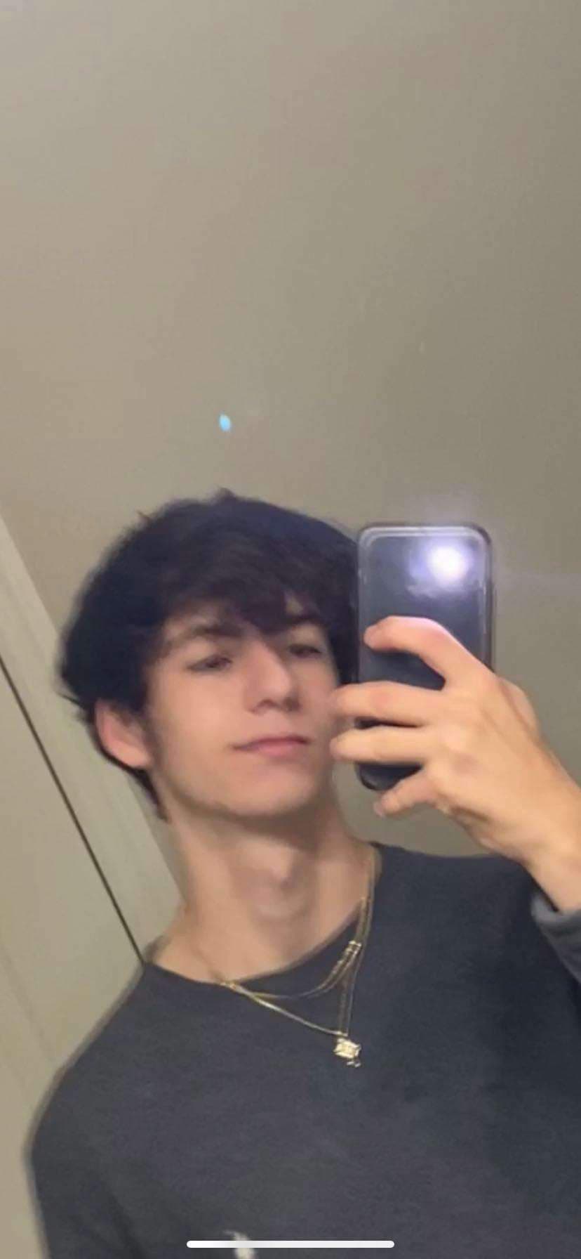 Alex3Legs