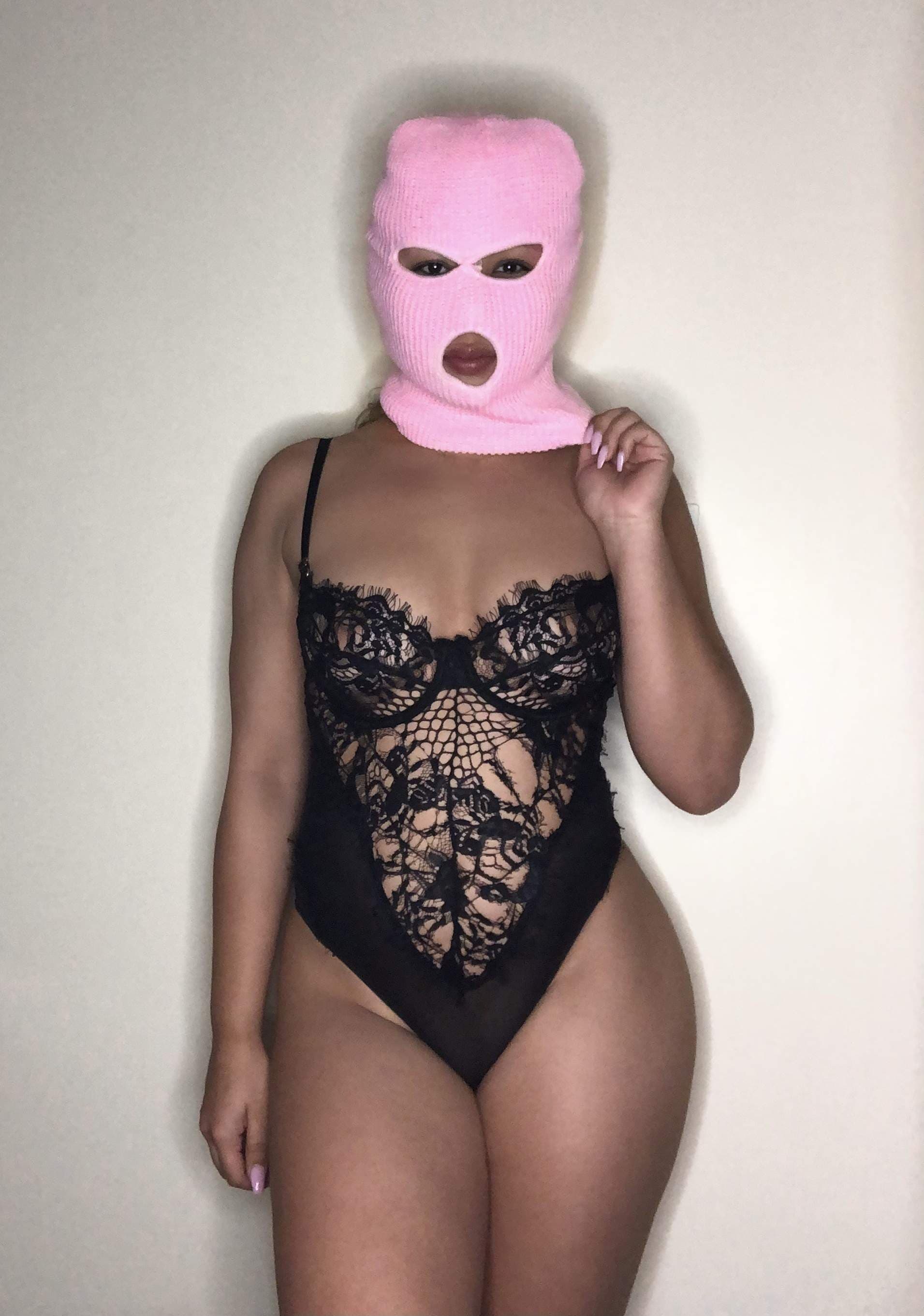 Pink Mask Mamii