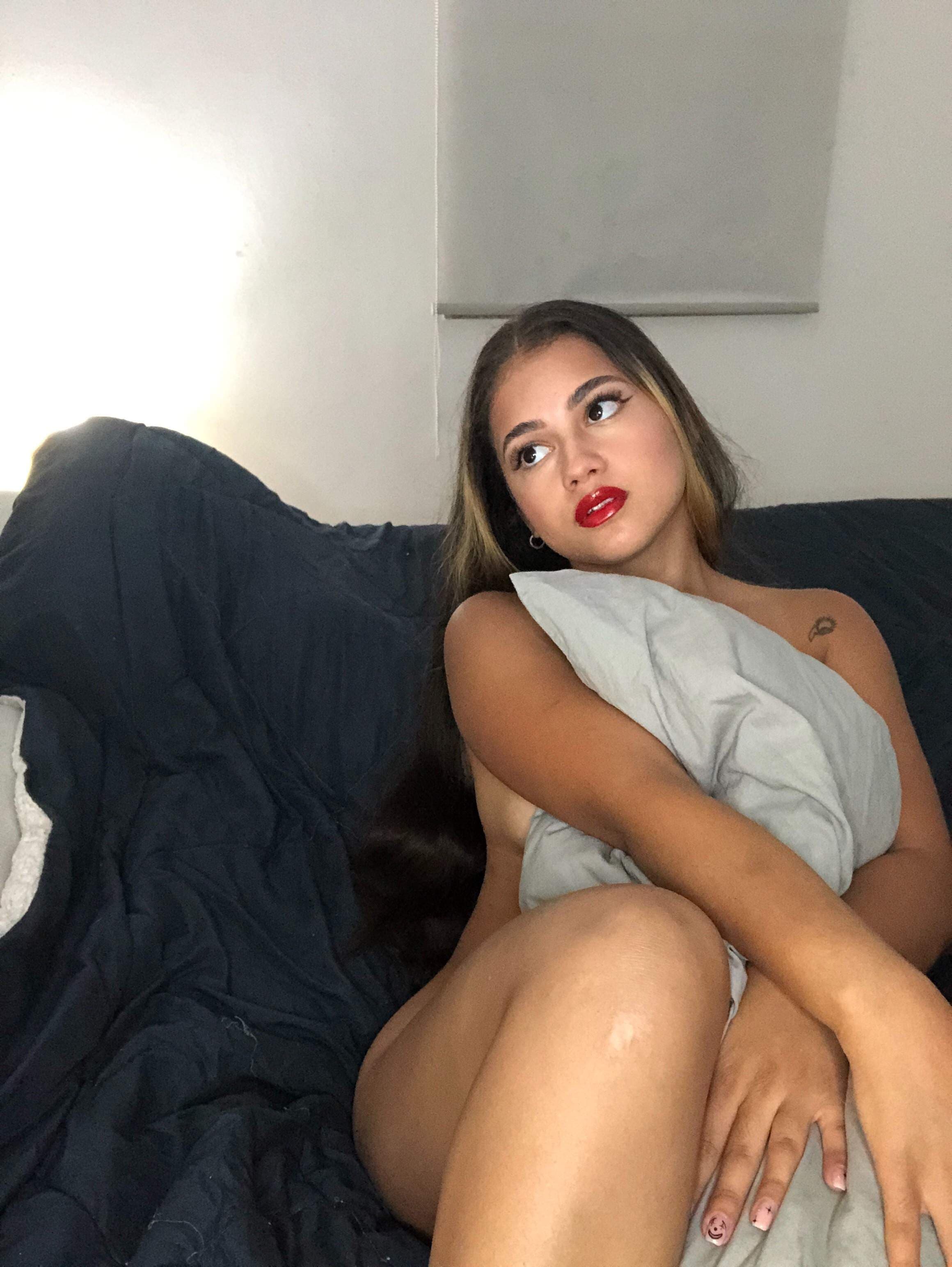 Valencute06
