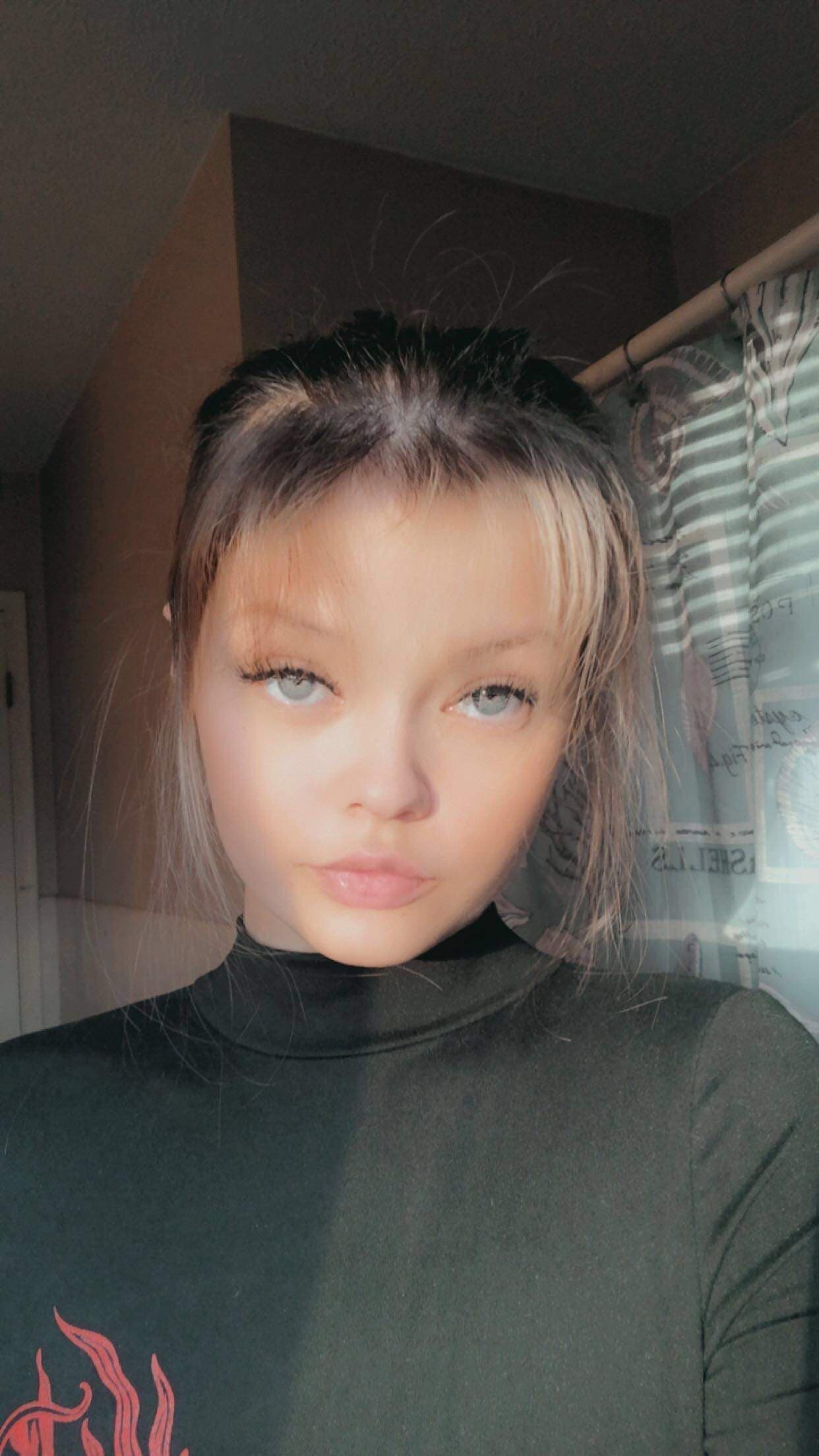 blue eyed babieeee