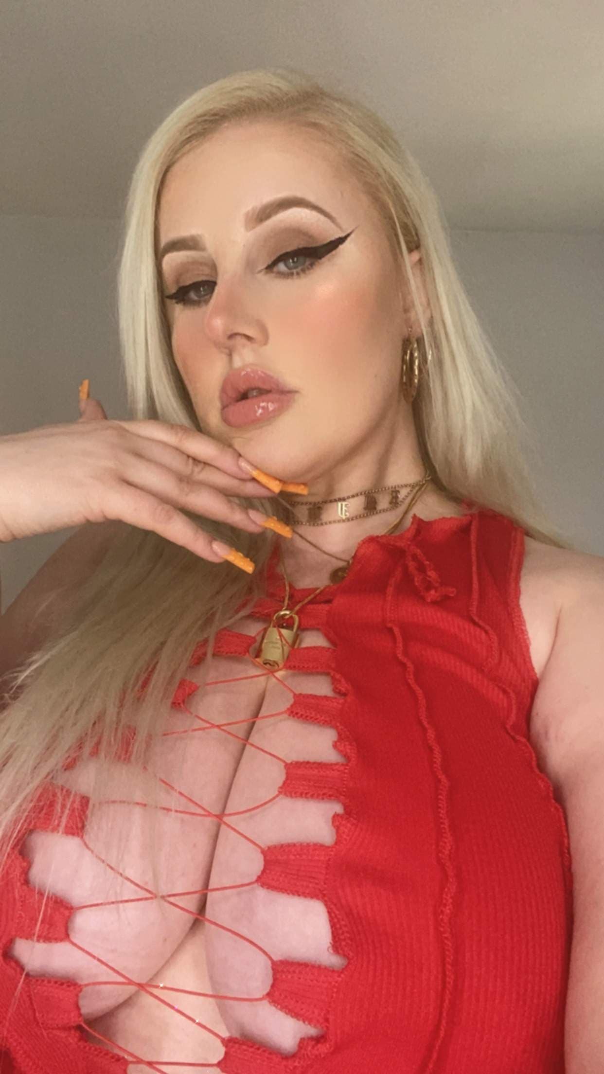 Mistress Money Free Page