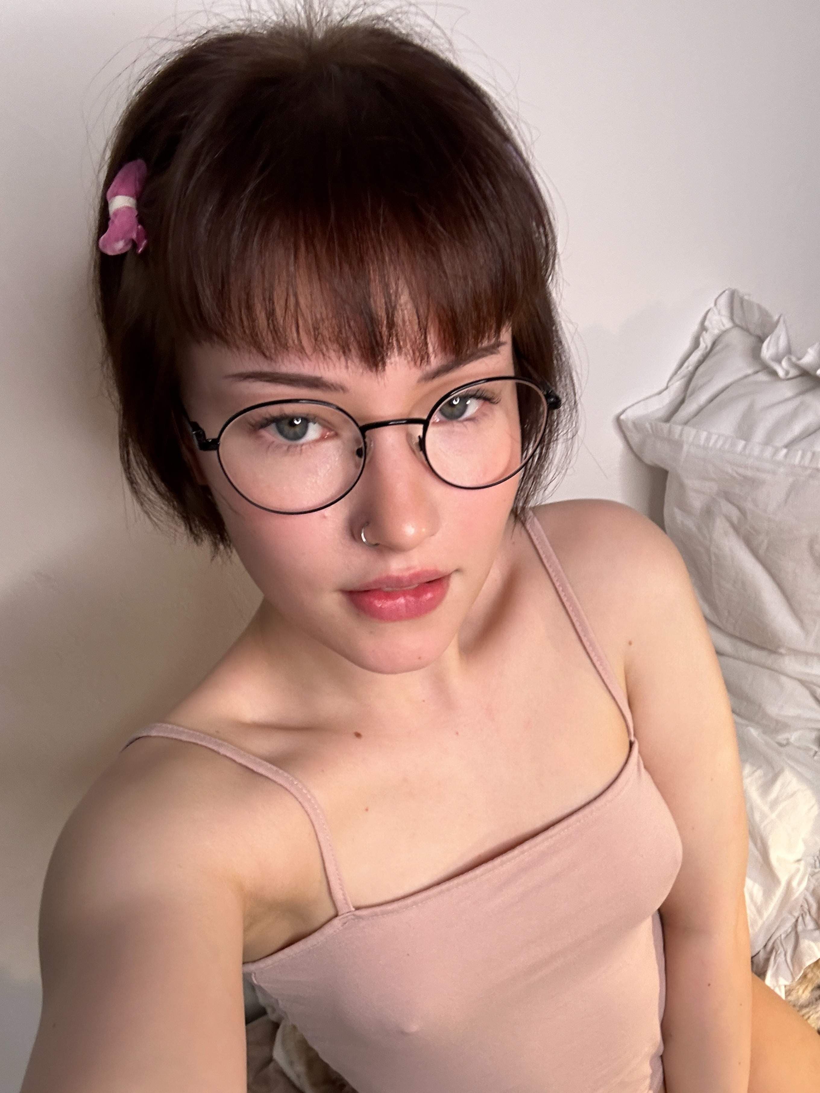 🌸Elin FREE 🌸18 y.o. PETITE virgin🍒