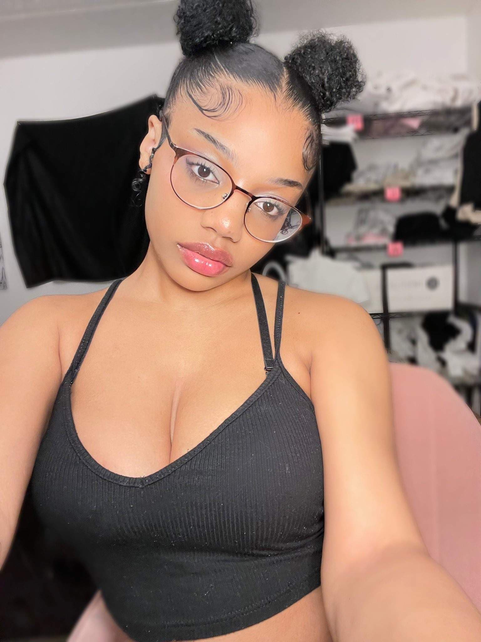 nocloutnsfw