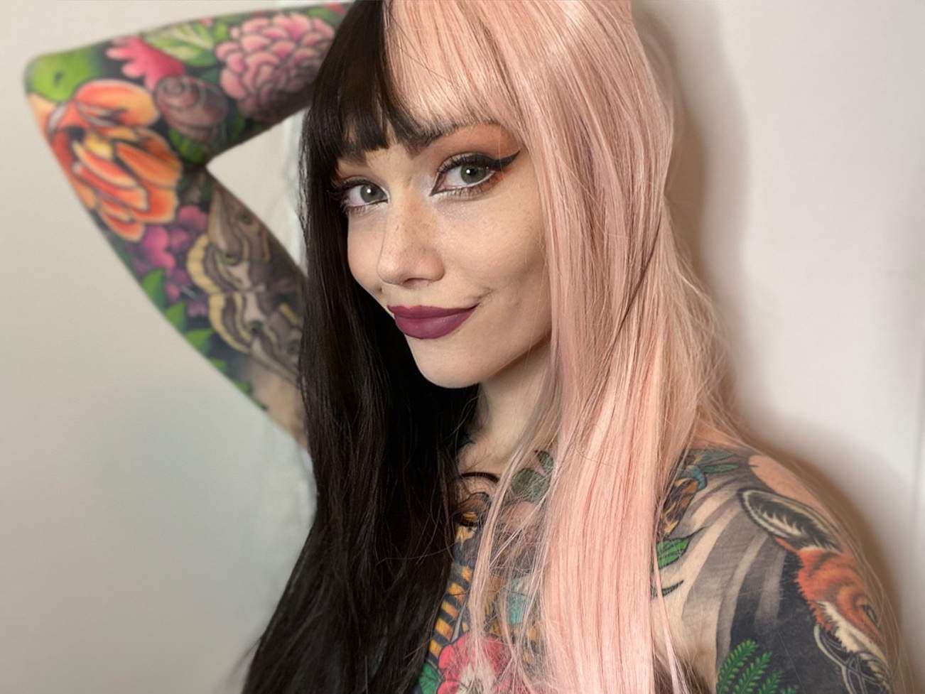 𝓈𝓂𝒶𝓁𝓁 𝓉𝒾𝓉𝓉𝓎 𝕘𝕠𝕥𝕙 𝕘𝕚𝕣𝕝𝕗𝕣𝕚𝕖𝕟𝕕 🦇